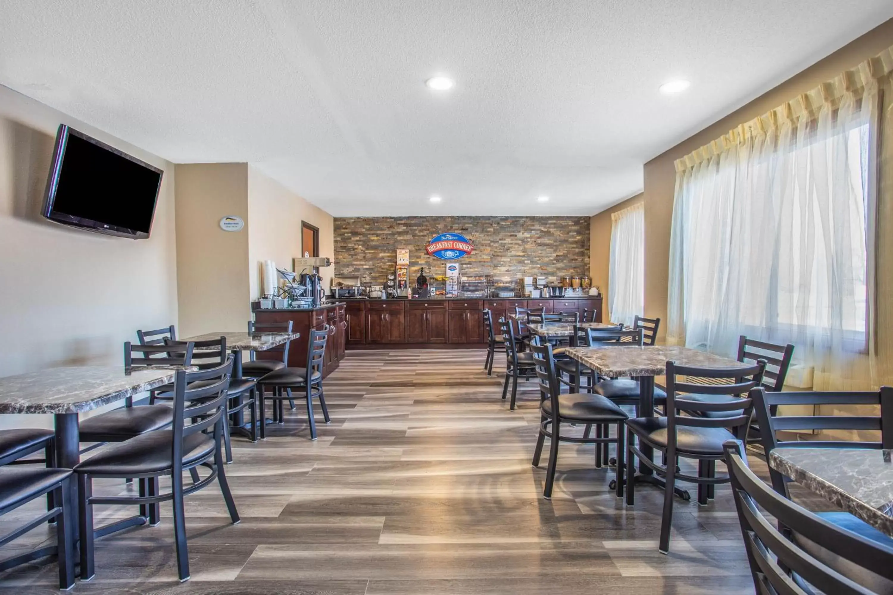 Restaurant/places to eat in Baymont by Wyndham Joliet Restaurant/places to eat in Baymont by Wyndham Joliet