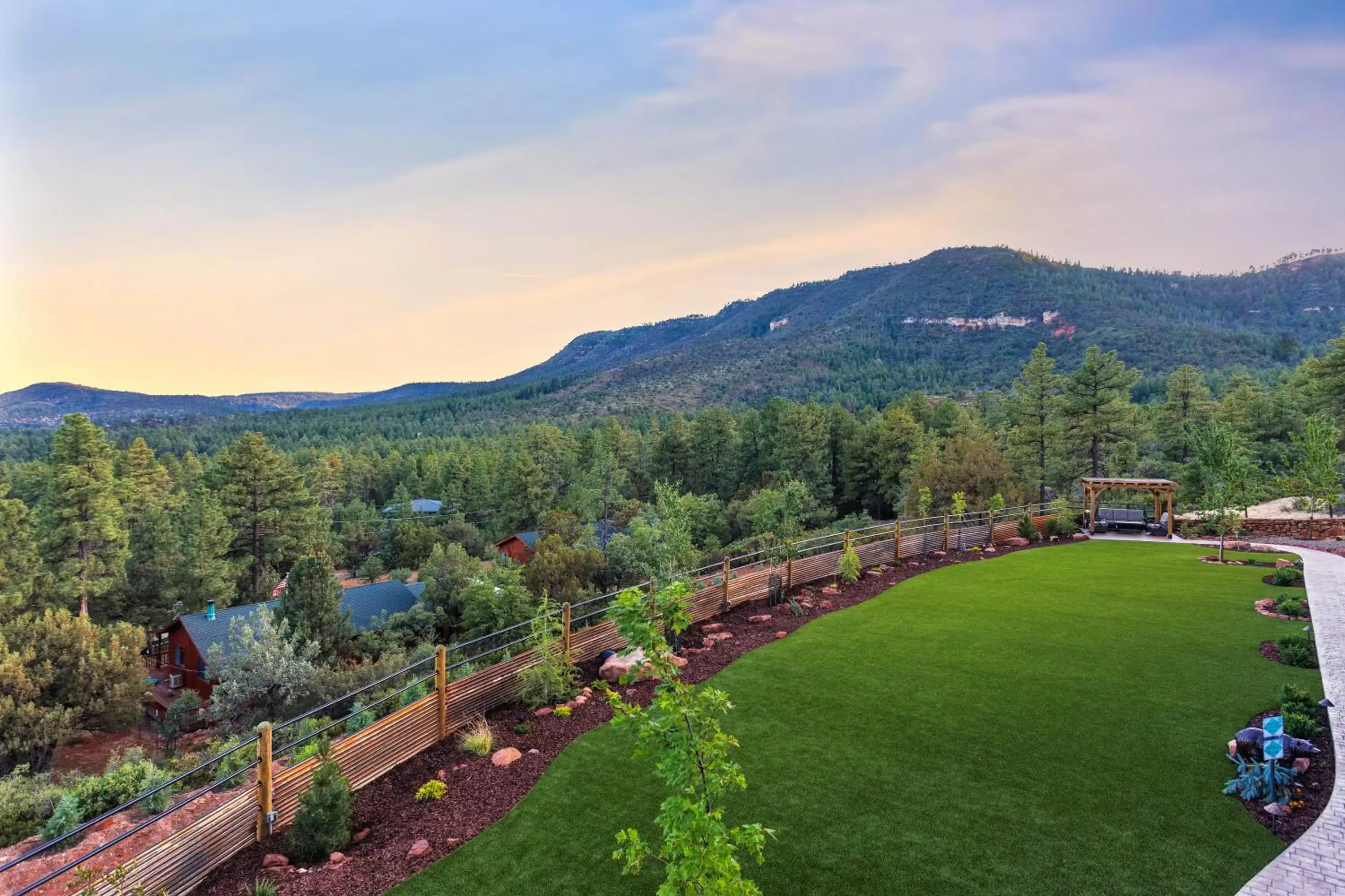 Mountain view, Bird's-eye View in Lodge at 5600