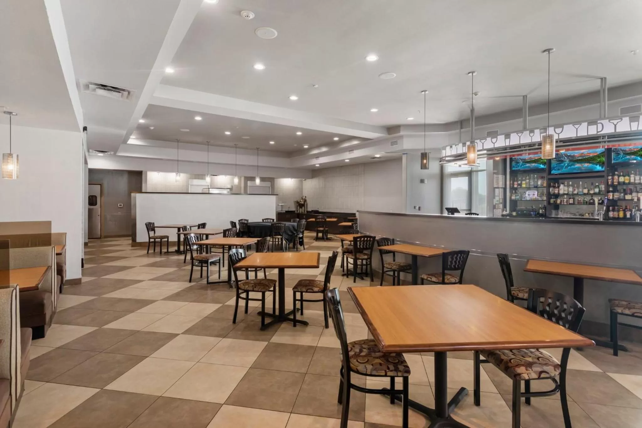 Restaurant/places to eat in Holiday Inn Hotel & Suites Waco Northwest by IHG