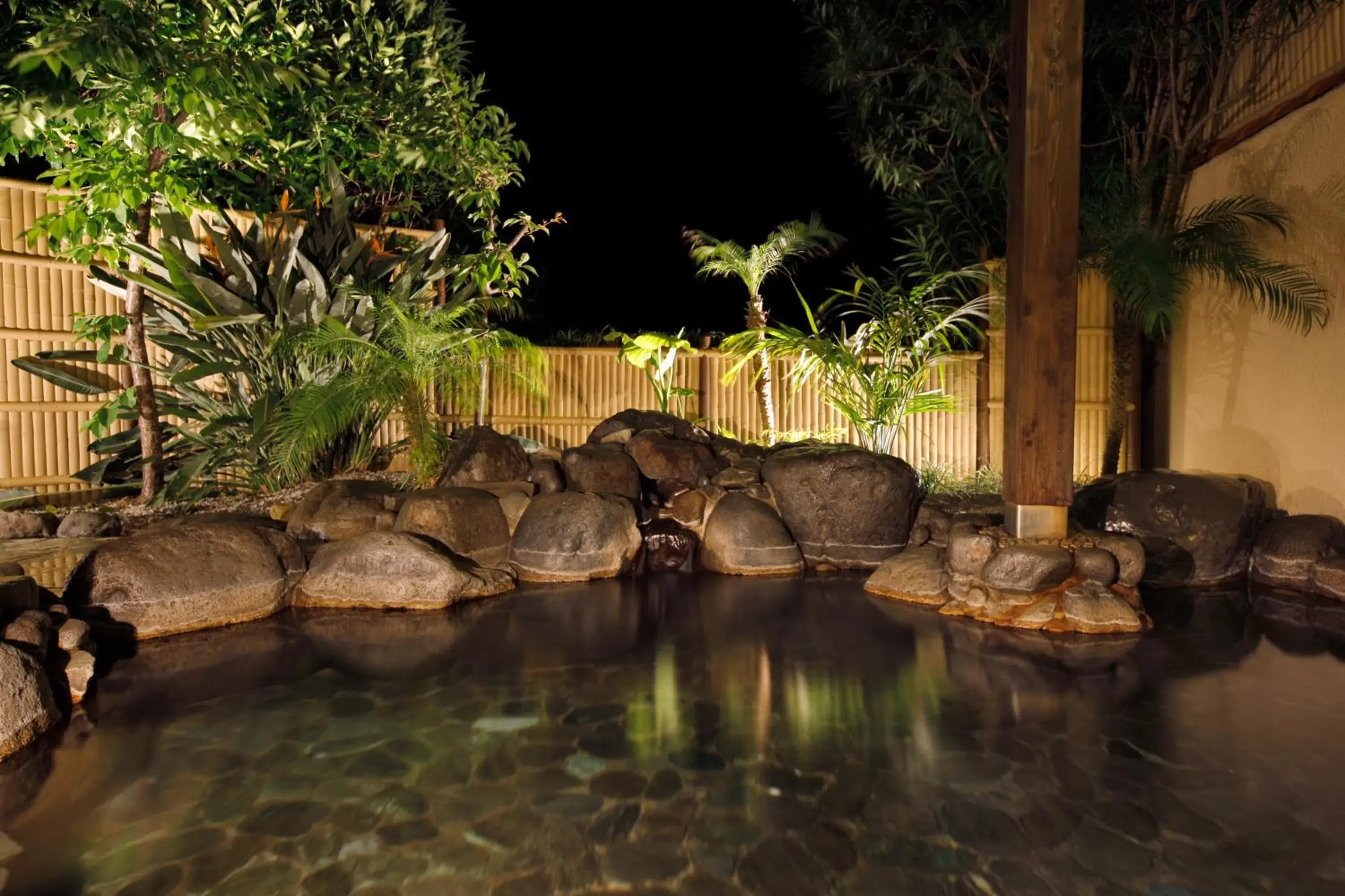 Hot Spring Bath, Other Animals in Izu-Imaihama Tokyu Hotel