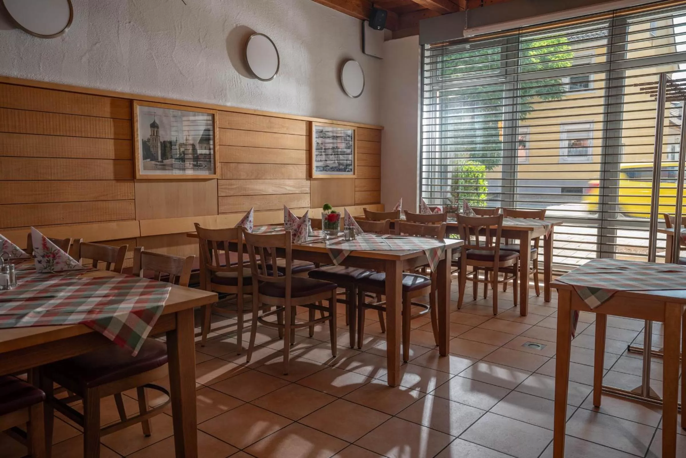 Restaurant/places to eat in Gasthof Hosbein