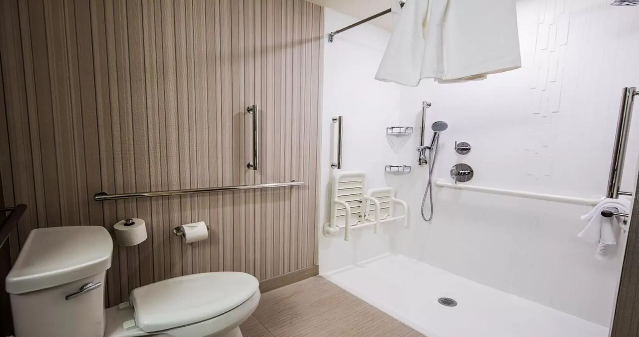 Shower, Bathroom in Courtyard by Marriott Columbia Cayce