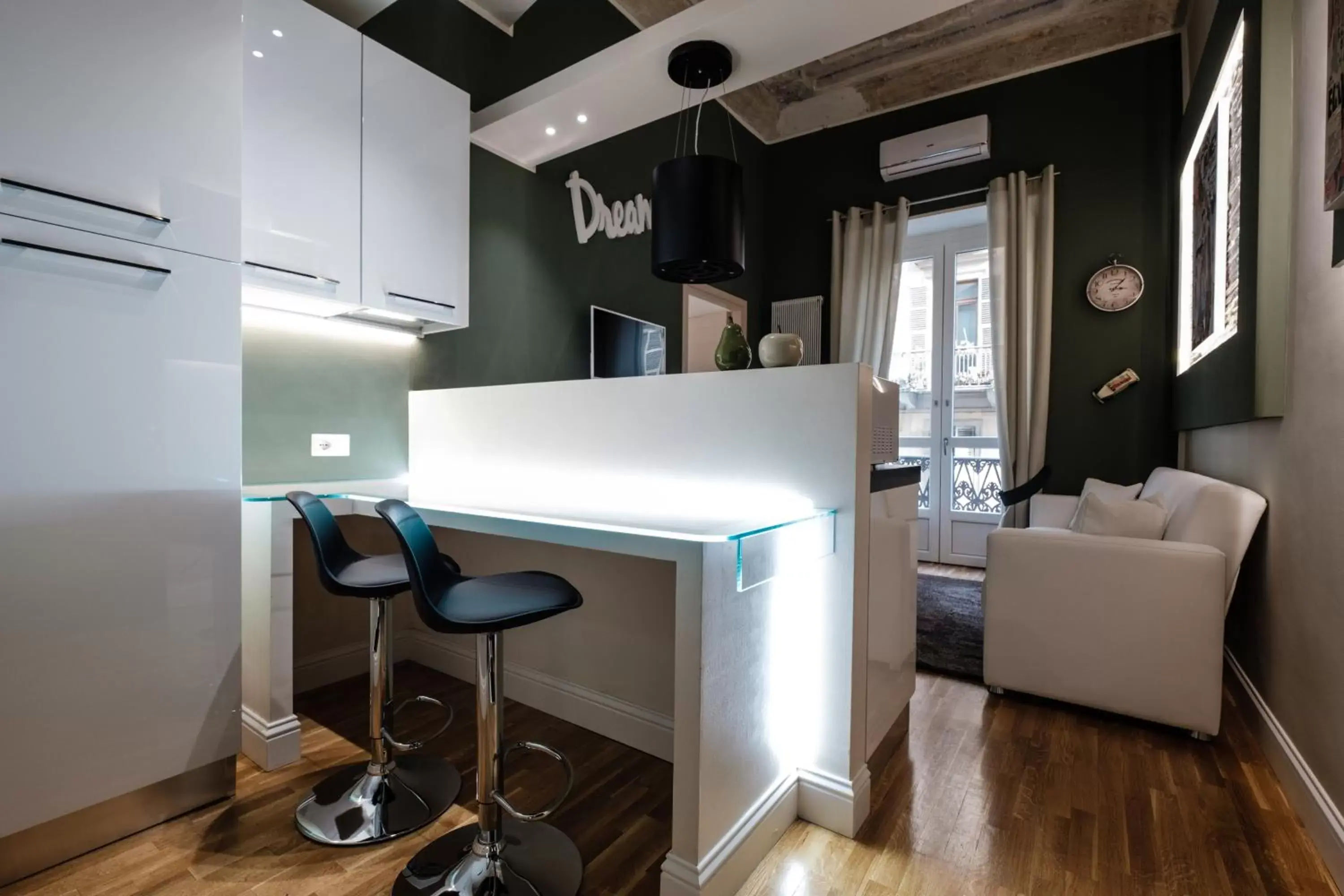 Deluxe Suite in Apart Hotel Torino Deluxe Suite in Apart Hotel Torino