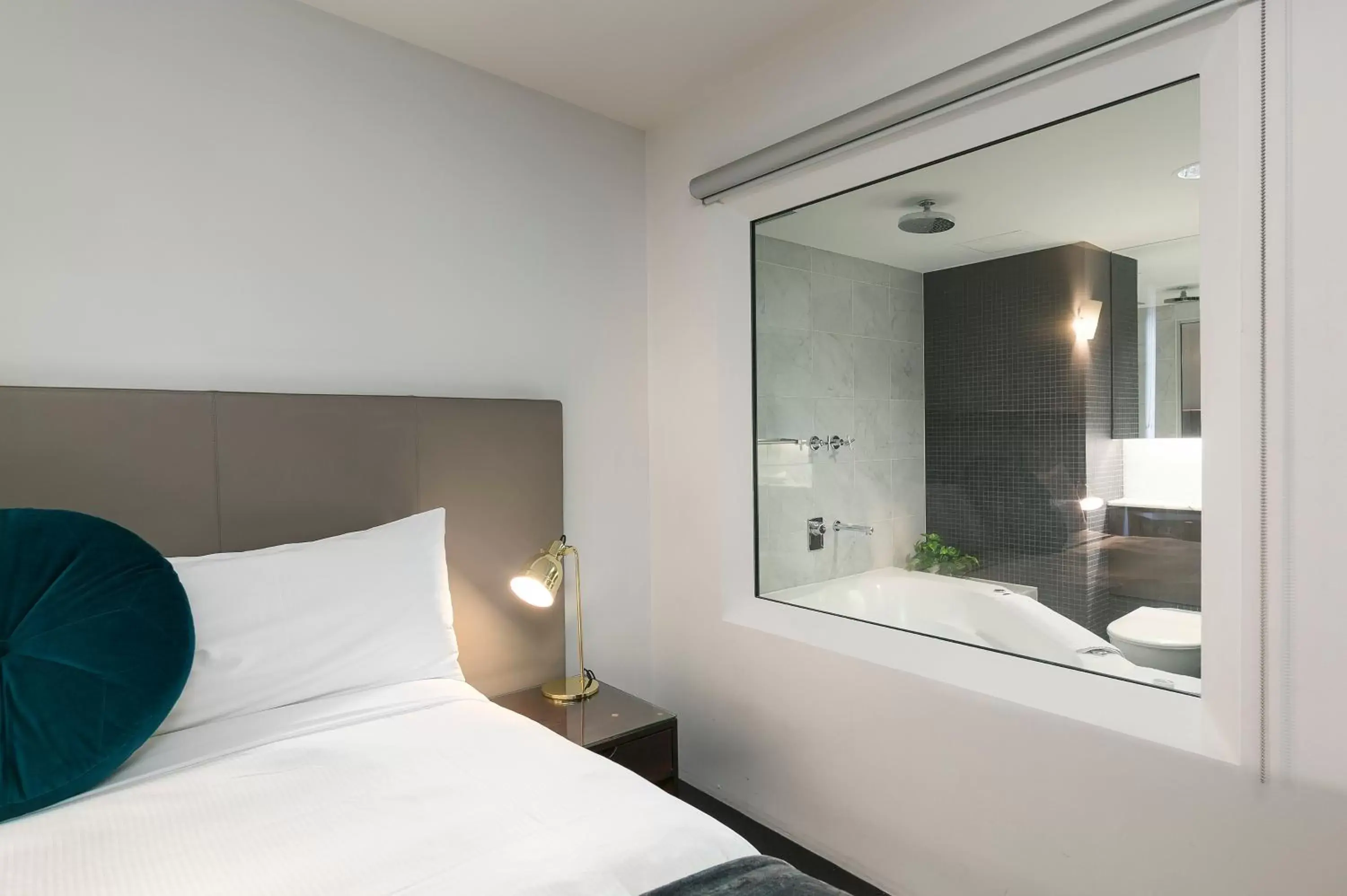 Shower, Bed in The Soho Hotel, Ascend Hotel Collection