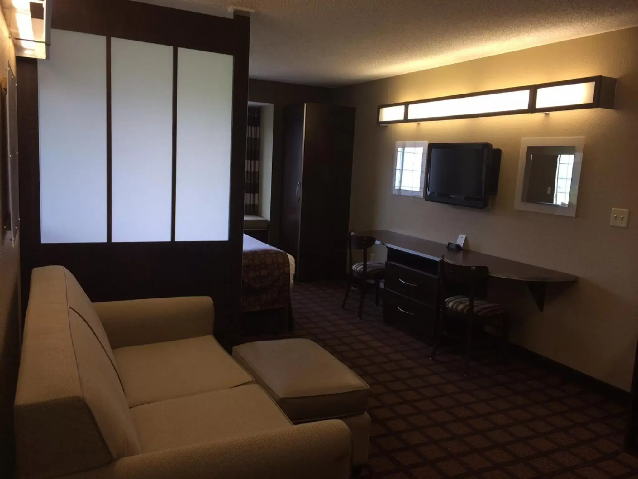 Decorative detail, Seating Area in Microtel Inn & Suites Mansfield PA