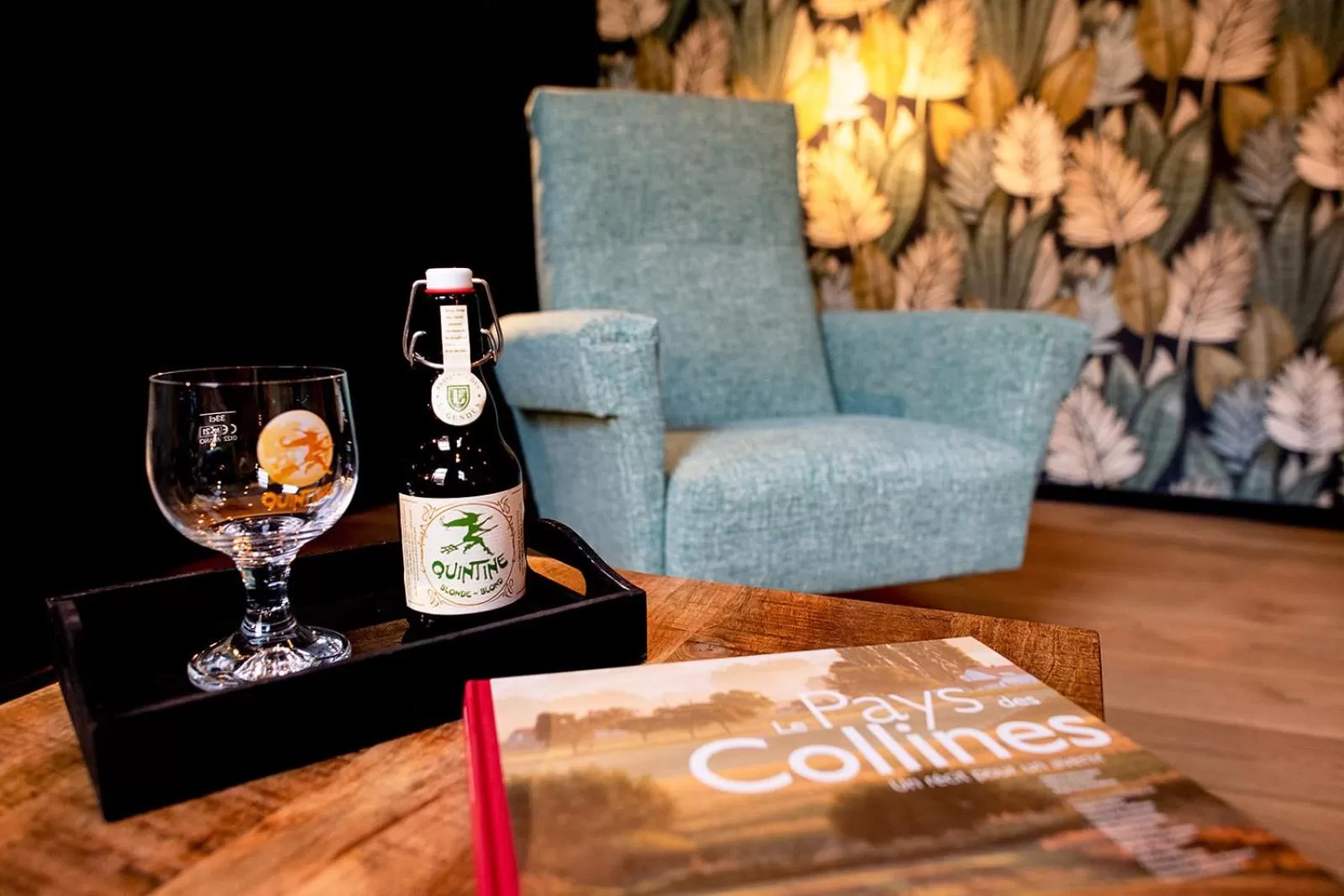 Lounge or bar in Hôtel de la Poste