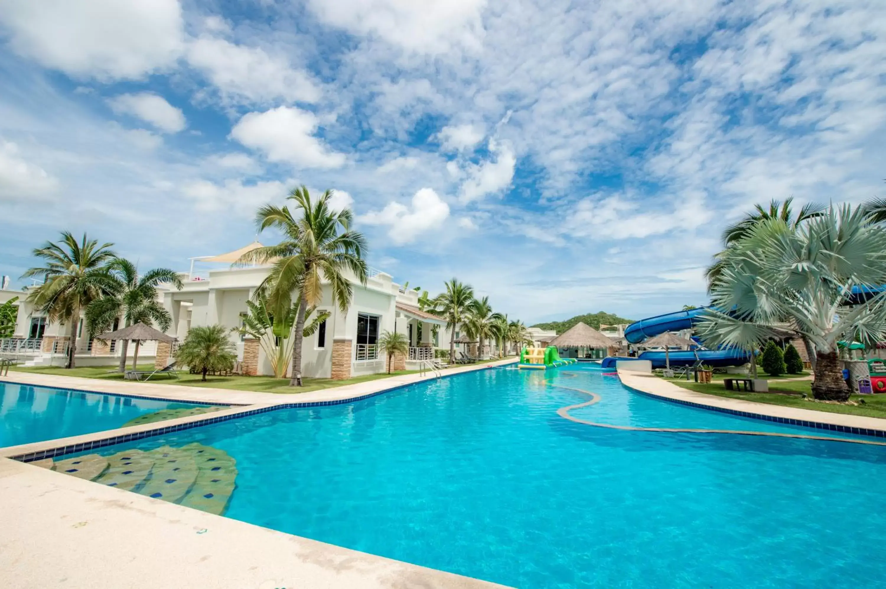 Area and facilities, Property Building in Oriental Beach Pearl Resort