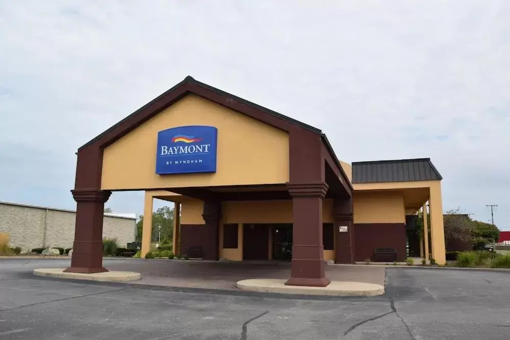 Facade/entrance, Property Building in Baymont by Wyndham Michigan City