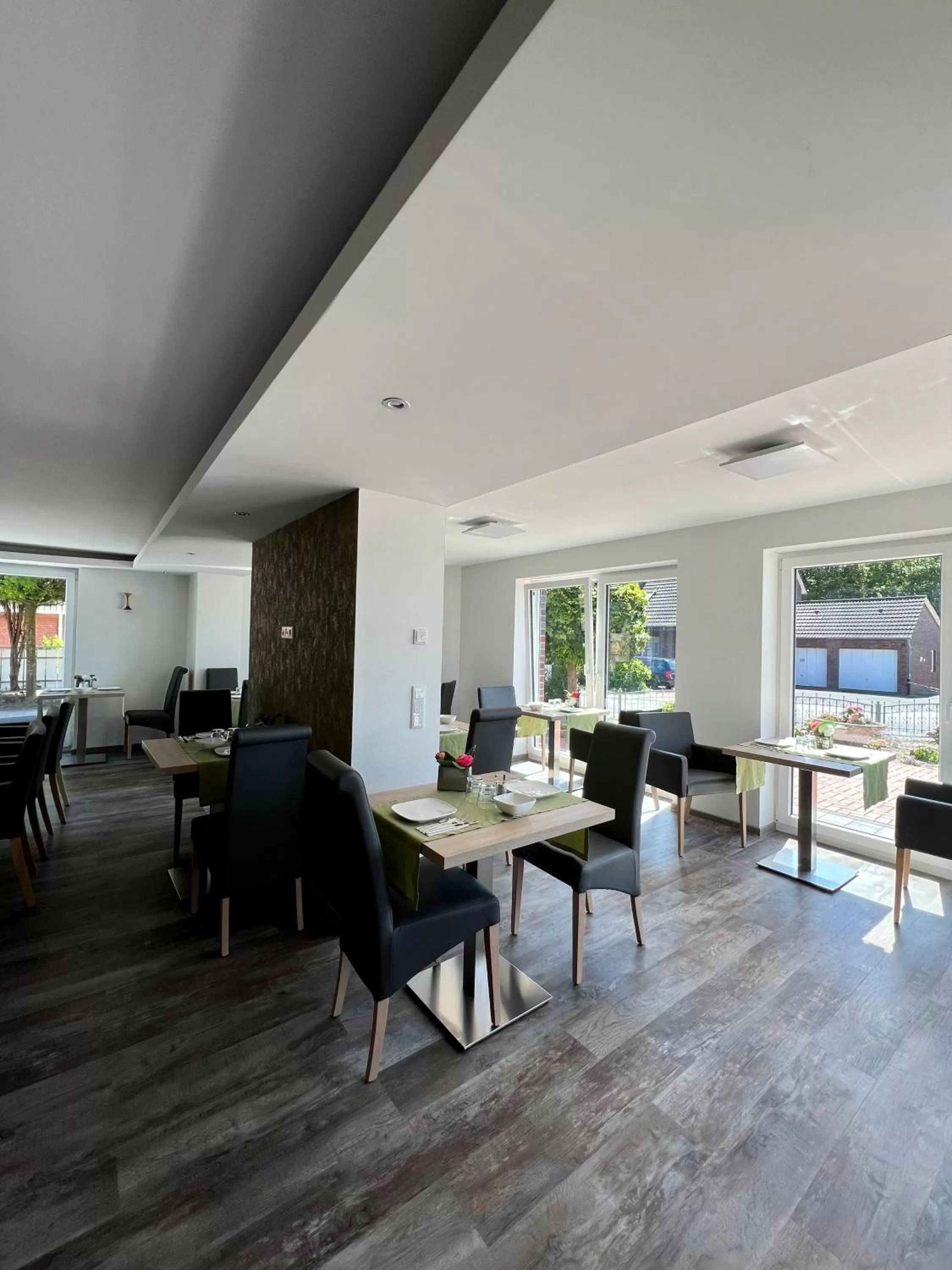 Buffet breakfast in Hotel Ocean