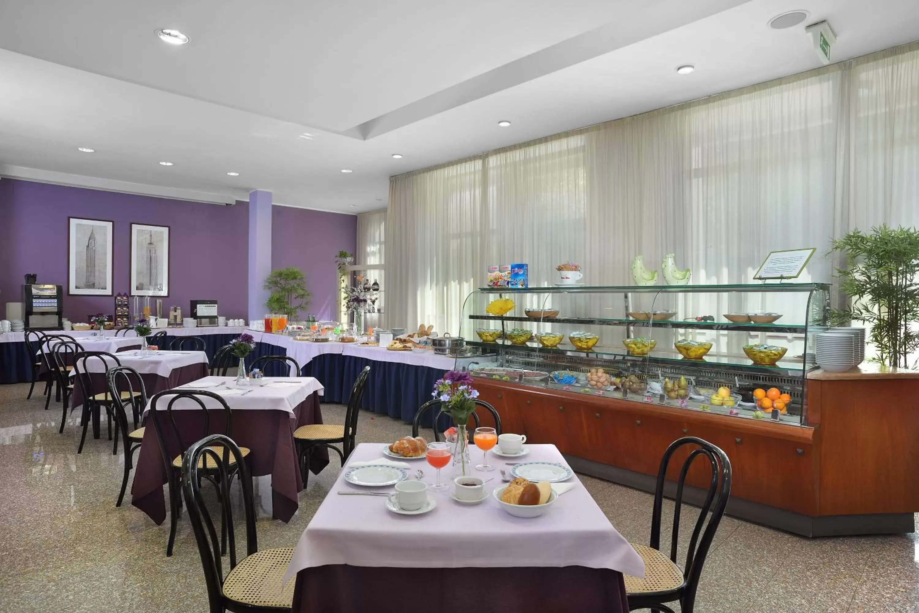 Restaurant/places to eat in Hotel Olimpia Restaurant/places to eat in Hotel Olimpia