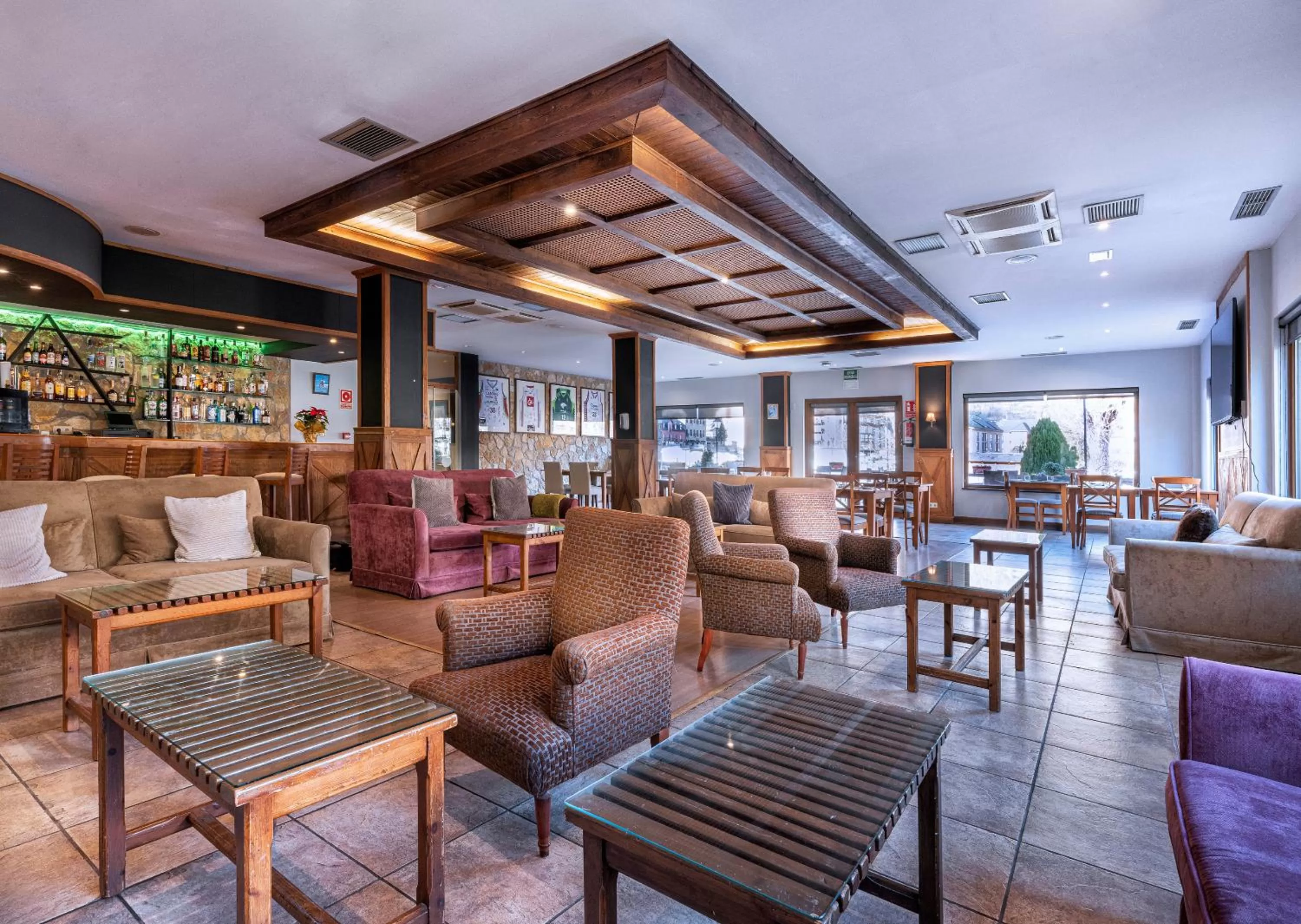 Living room in Hotel Vielha Val d'Aran, Affiliated by Meliá