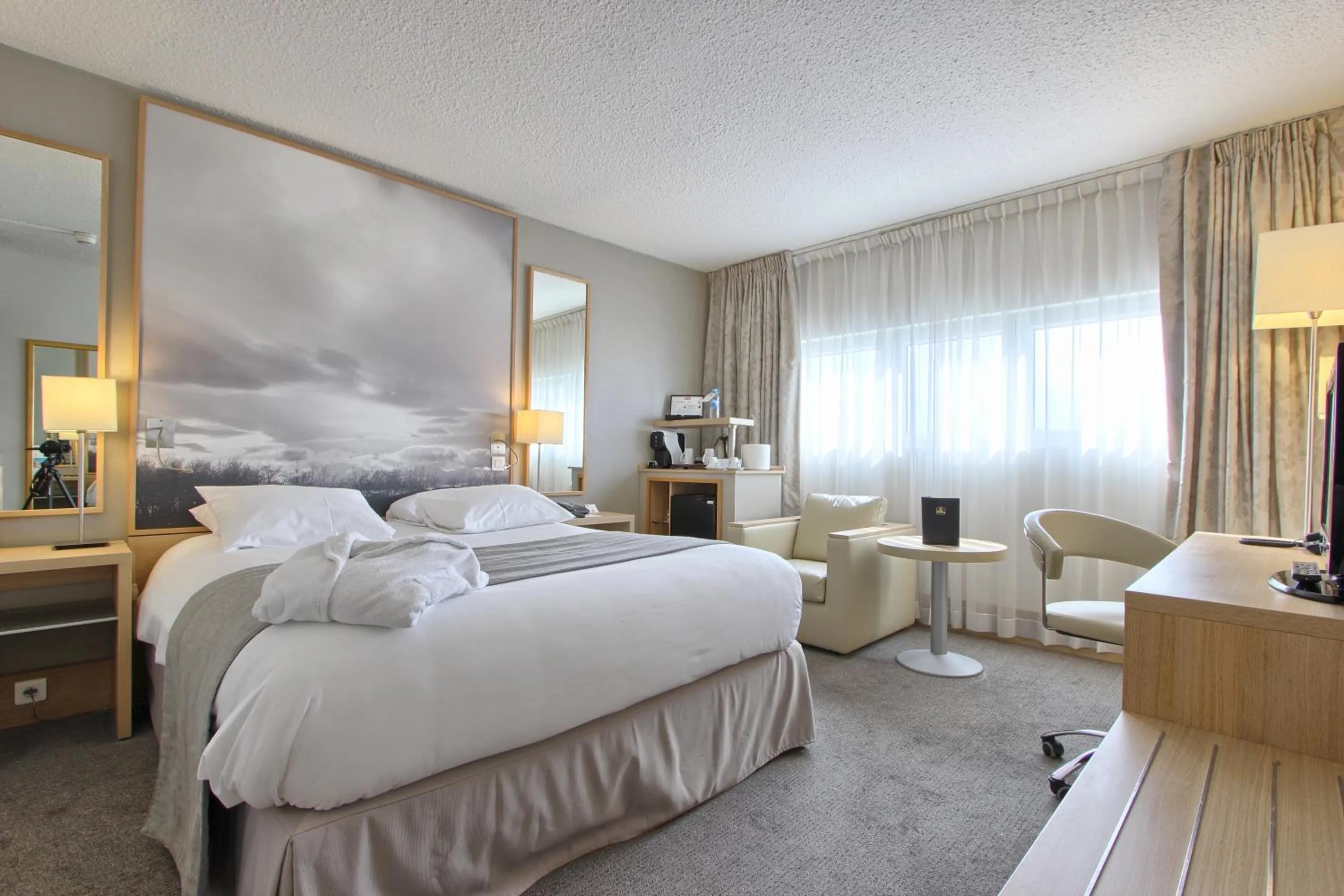 Photo of the whole room, Bed in Best Western Plus Paris Orly Airport