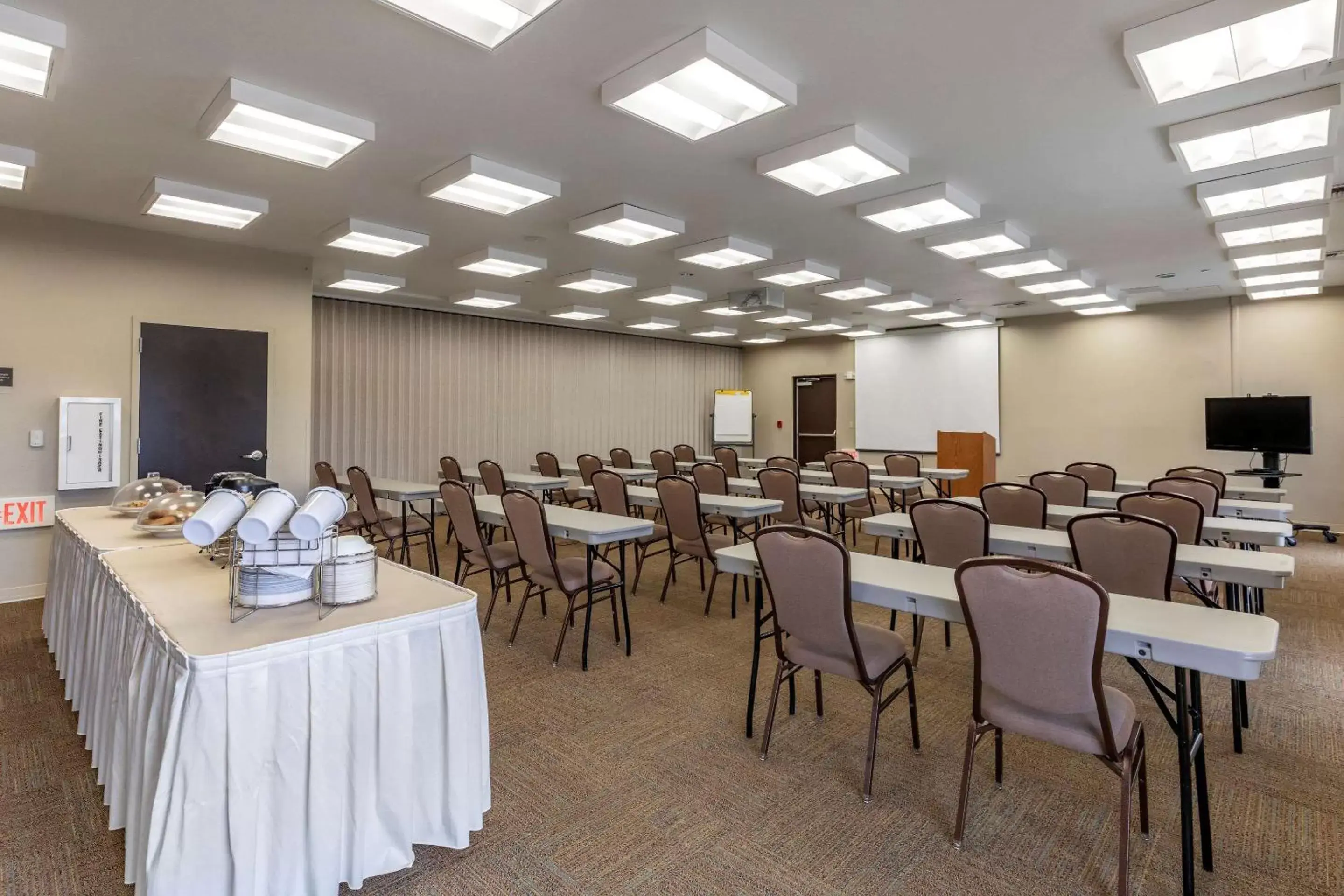 Meeting/conference room in Sleep Inn & Suites Miles City