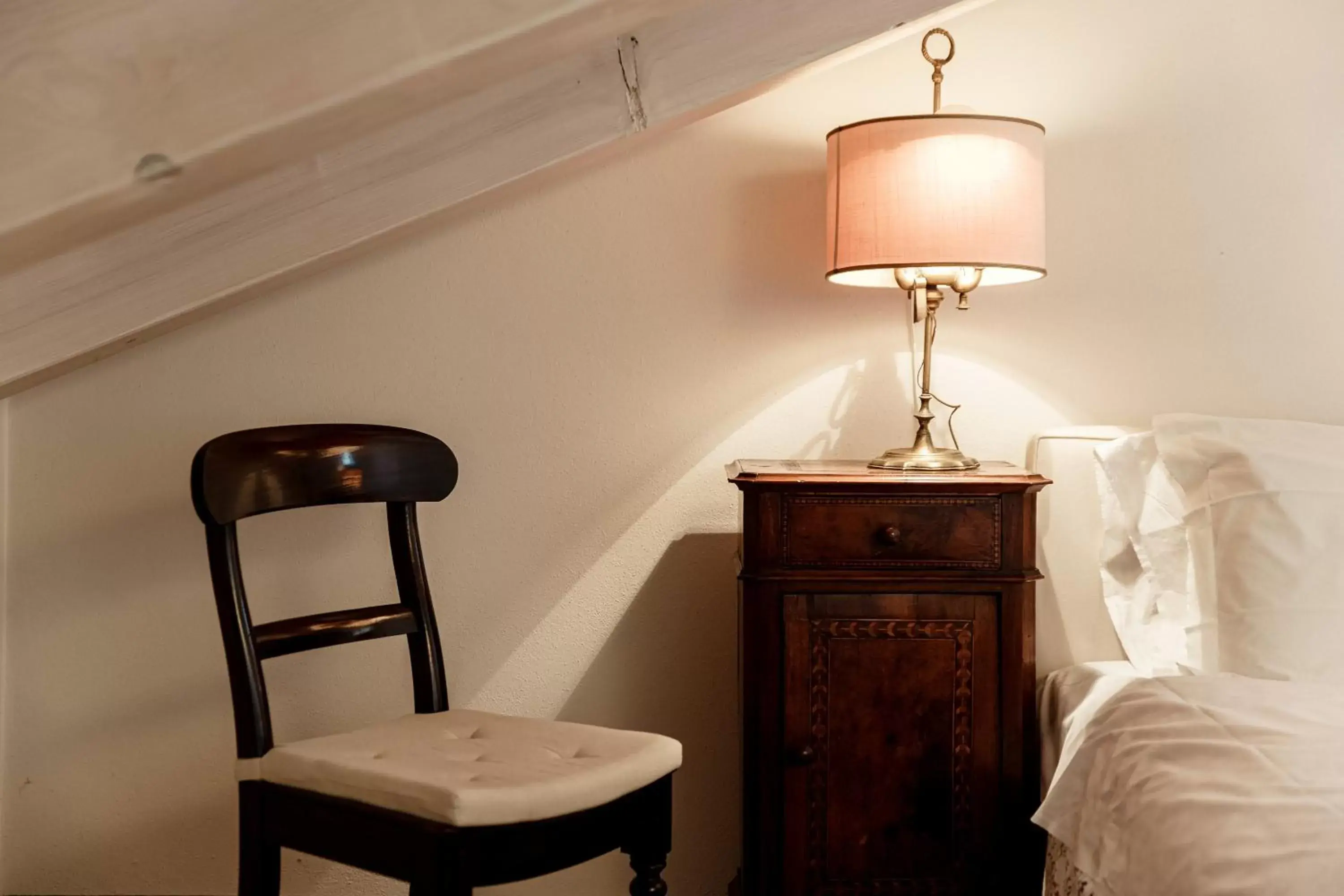 Bedroom, Seating Area in Castello di Brusata Apartment