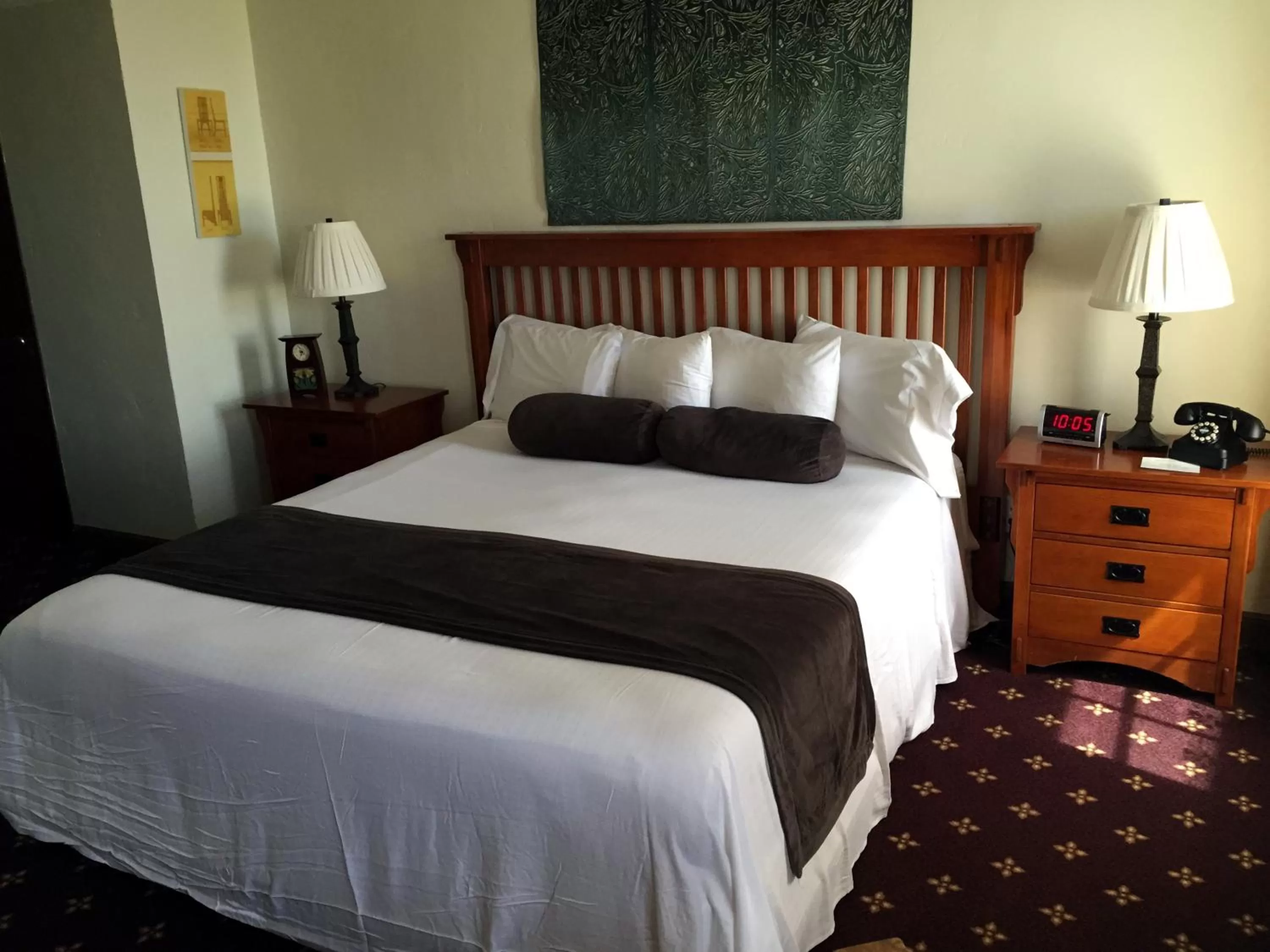 Bedroom, Bed in Boulder Dam Hotel