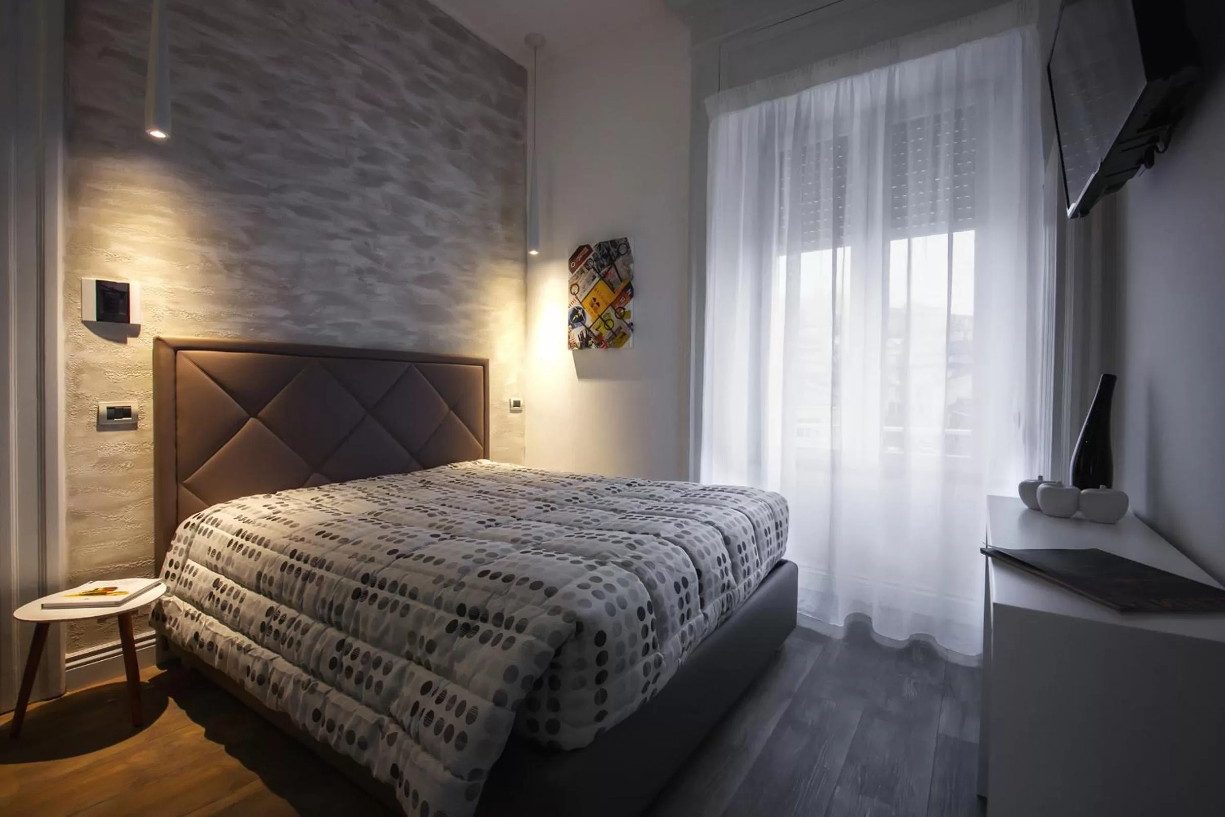 Day, Bed in Ferrari Suite