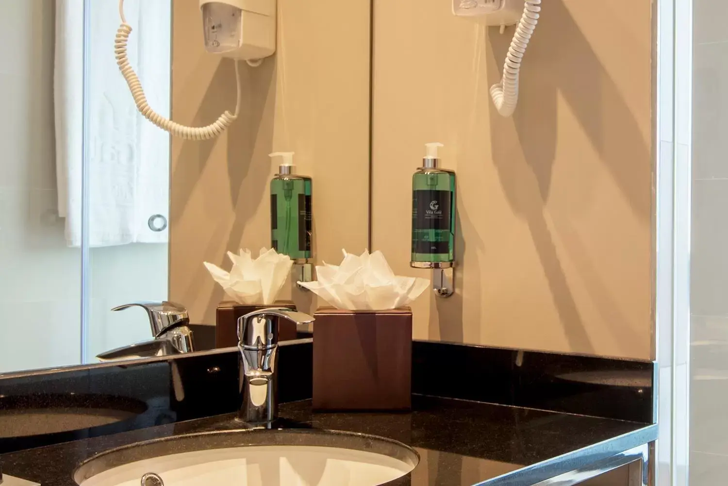 Toilet, Bathroom in Vila Gale Estoril - Adults Friendly Toilet, Bathroom in Vila Gale Estoril - Adults Friendly