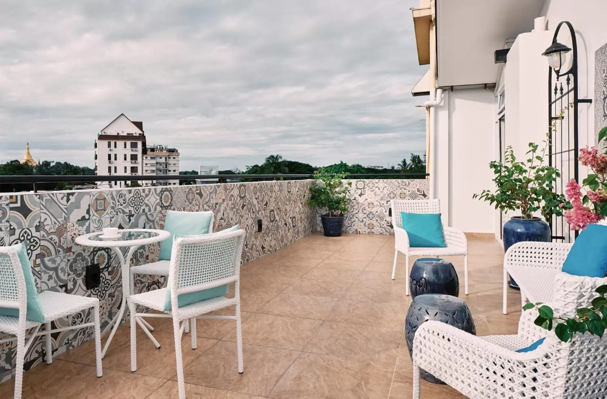 Balcony/Terrace in Winner Inn