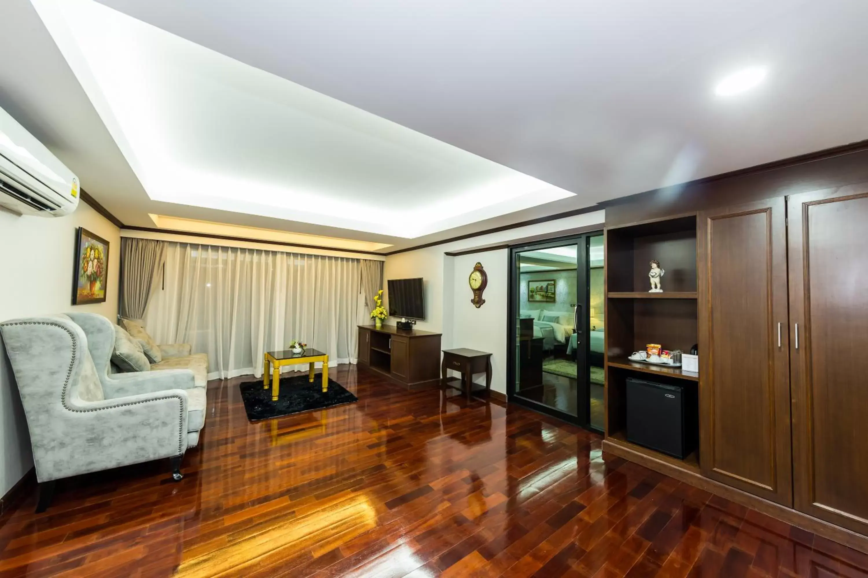 TV and multimedia, Seating Area in Hotel de Ladda