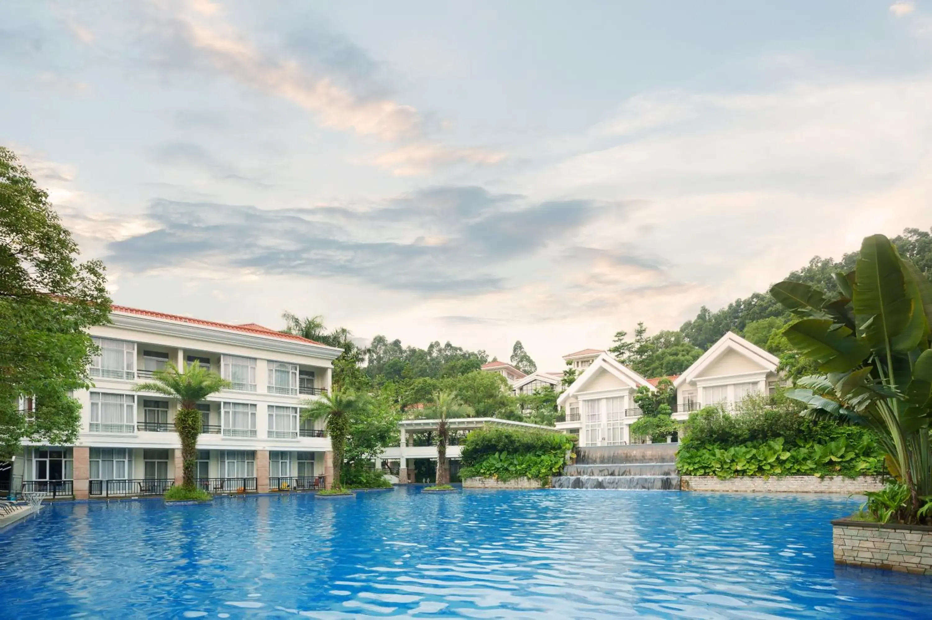 Swimming Pool in Goodview Hotel Sangem Tangxia