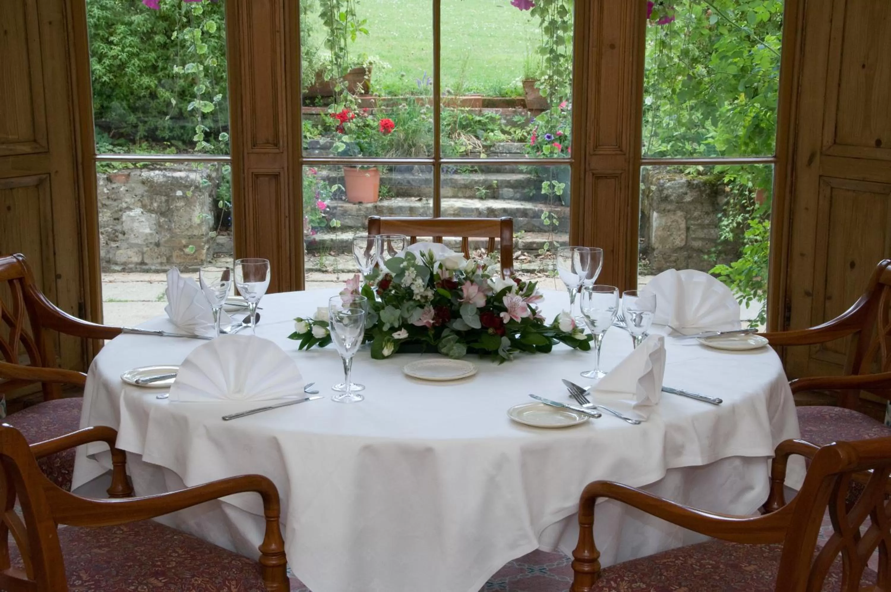 Restaurant/Places to Eat in Stower Grange Hotel