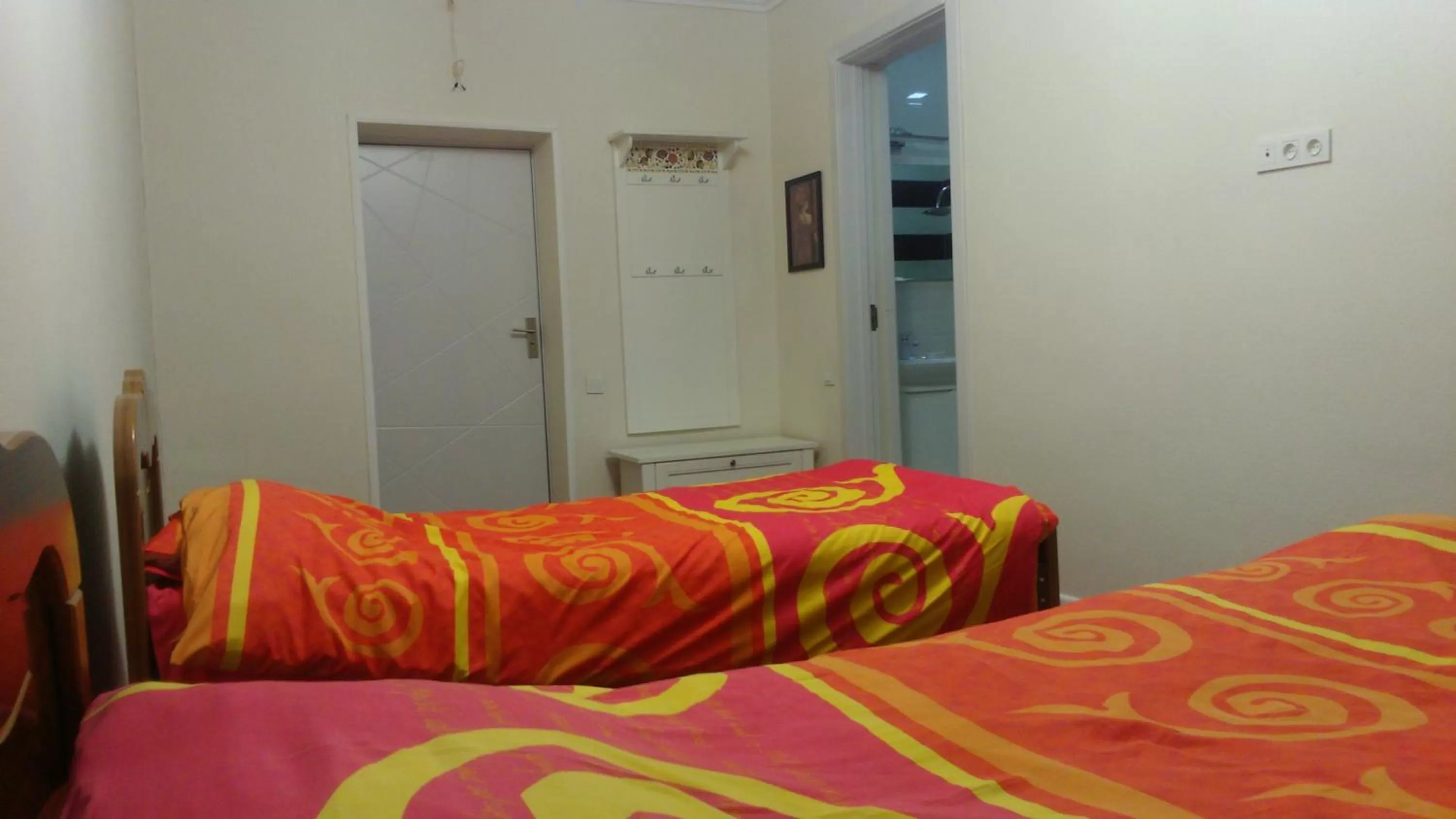 Bed in Hotel Lilo near Airport