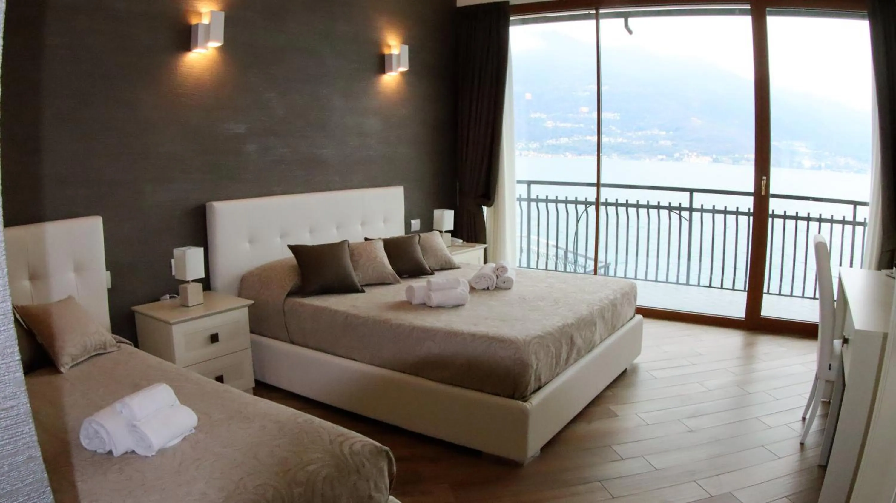 Photo of the whole room, Bed in Hotel Meridiana