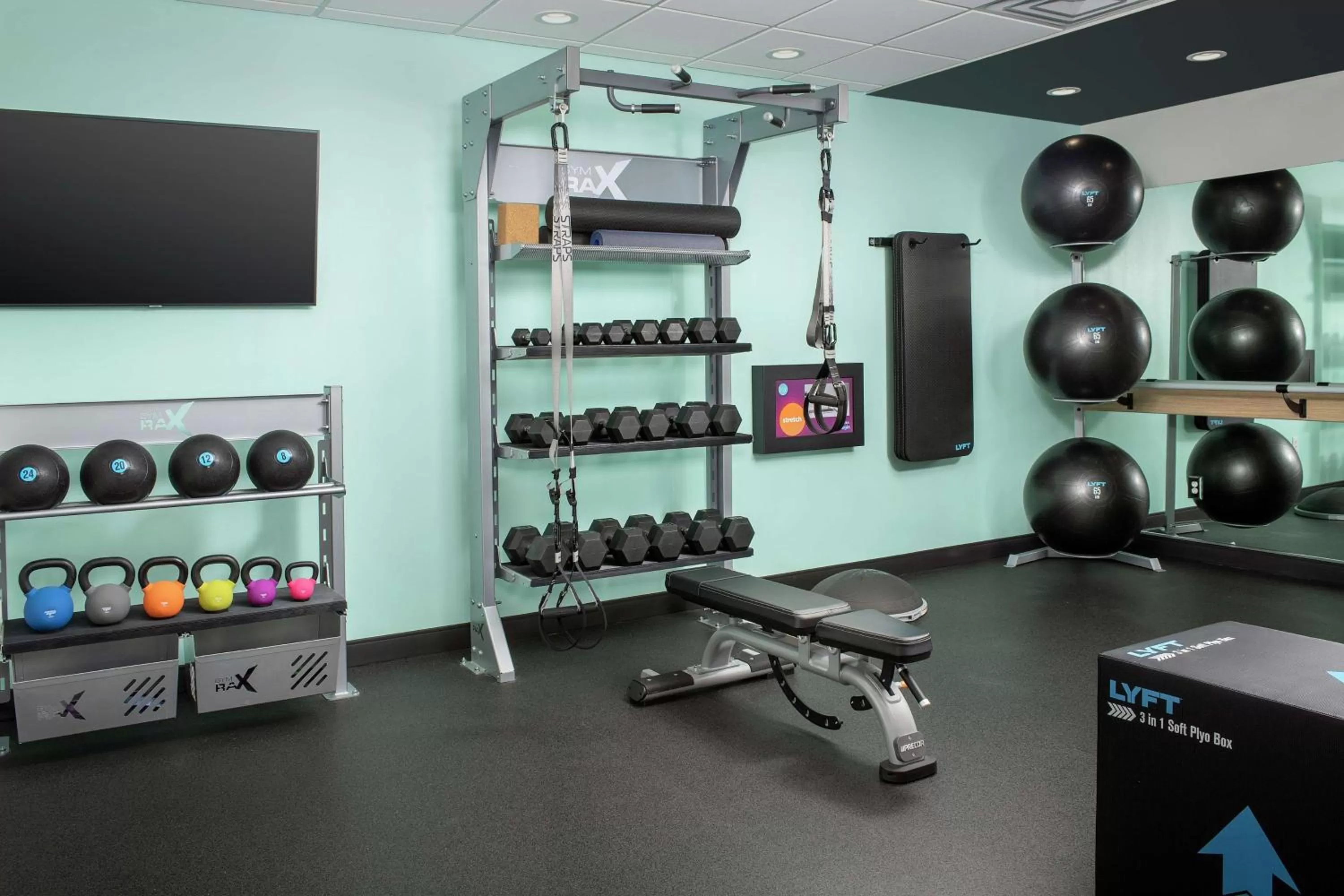 Fitness centre/facilities in Tru By Hilton Lake City