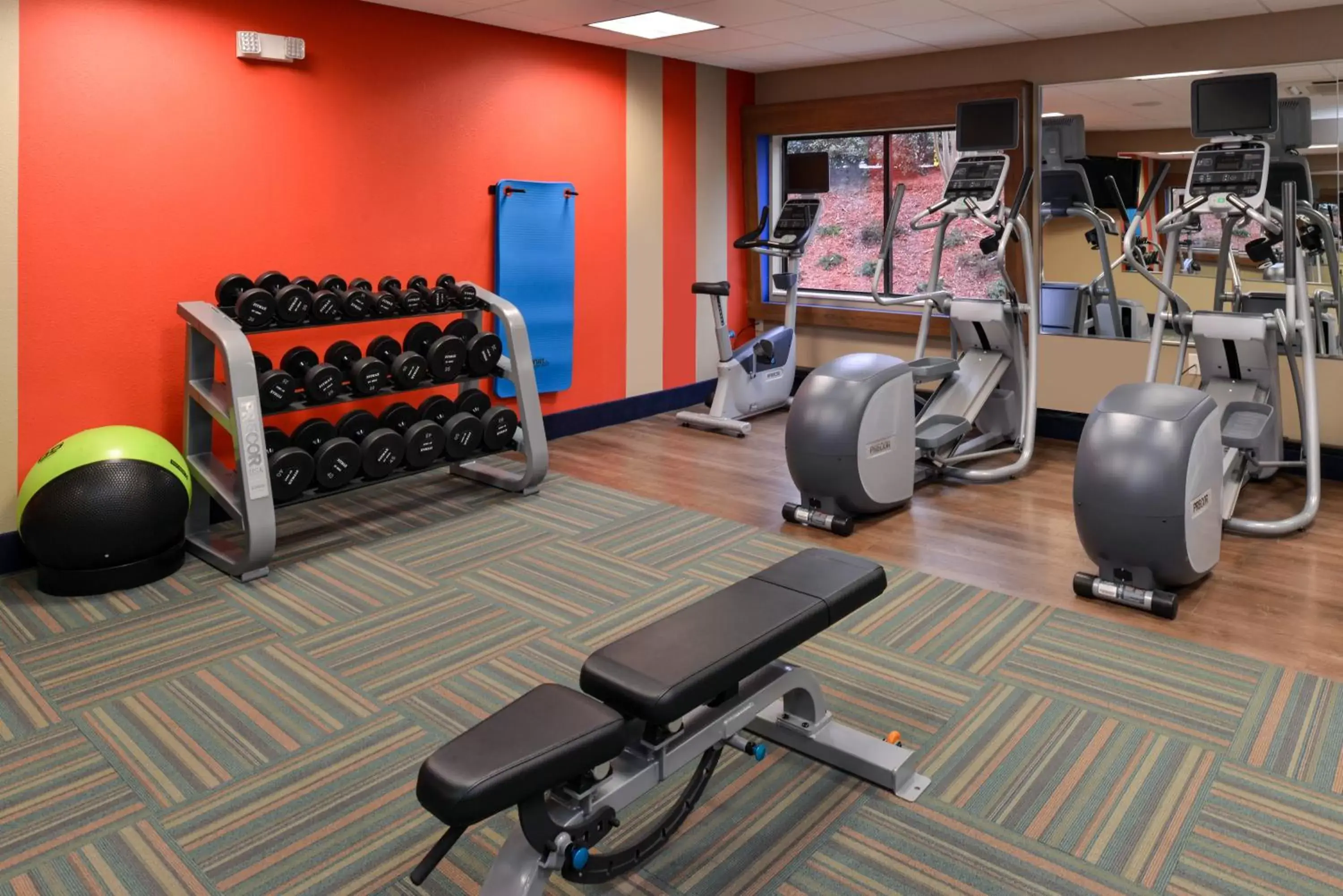 Fitness centre/facilities, Fitness Center/Facilities in Holiday Inn Express & Suites Raleigh NE - Medical Ctr Area, an IHG Hotel