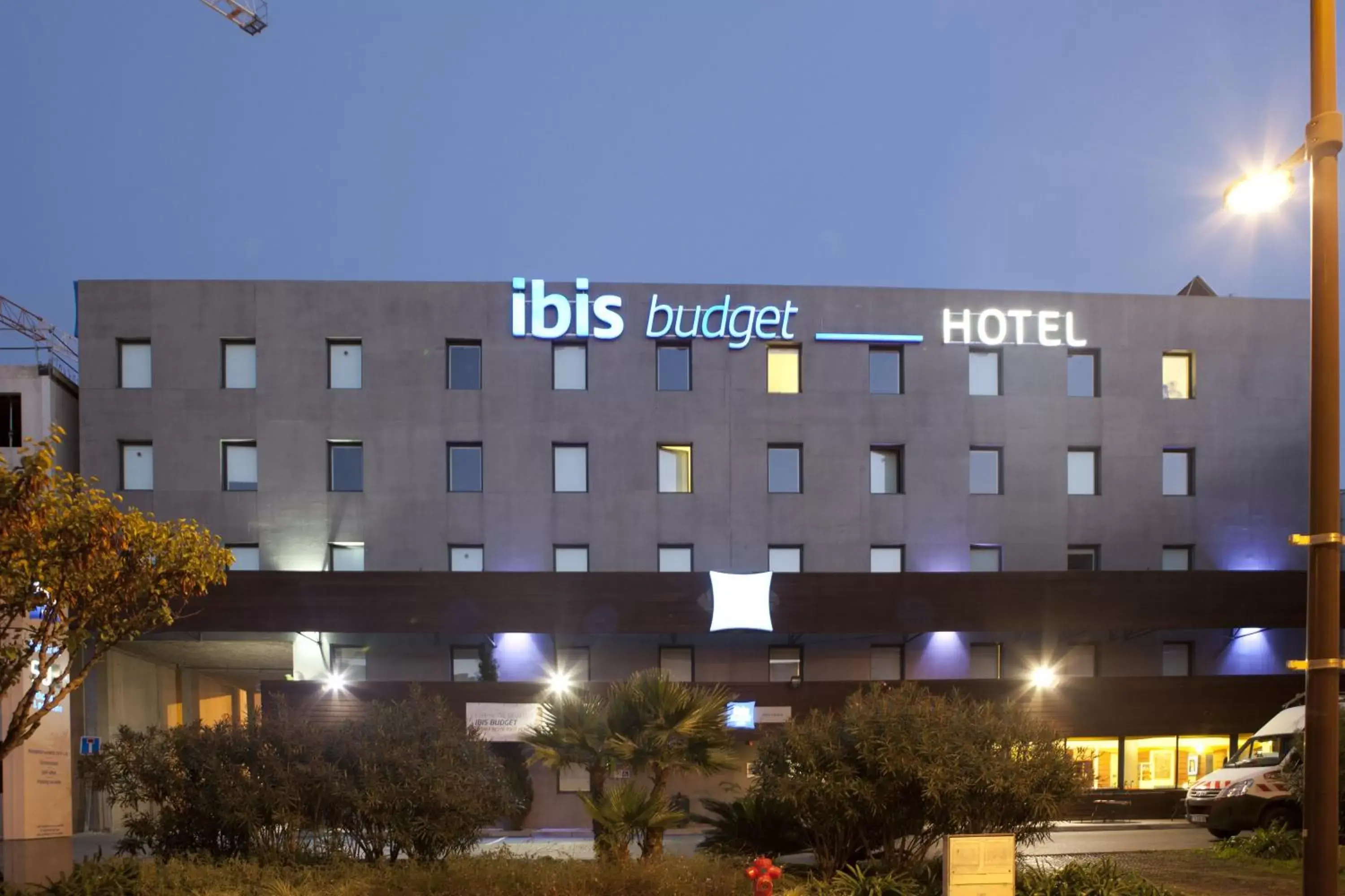 Facade/entrance, Property Building in ibis budget Sète centre