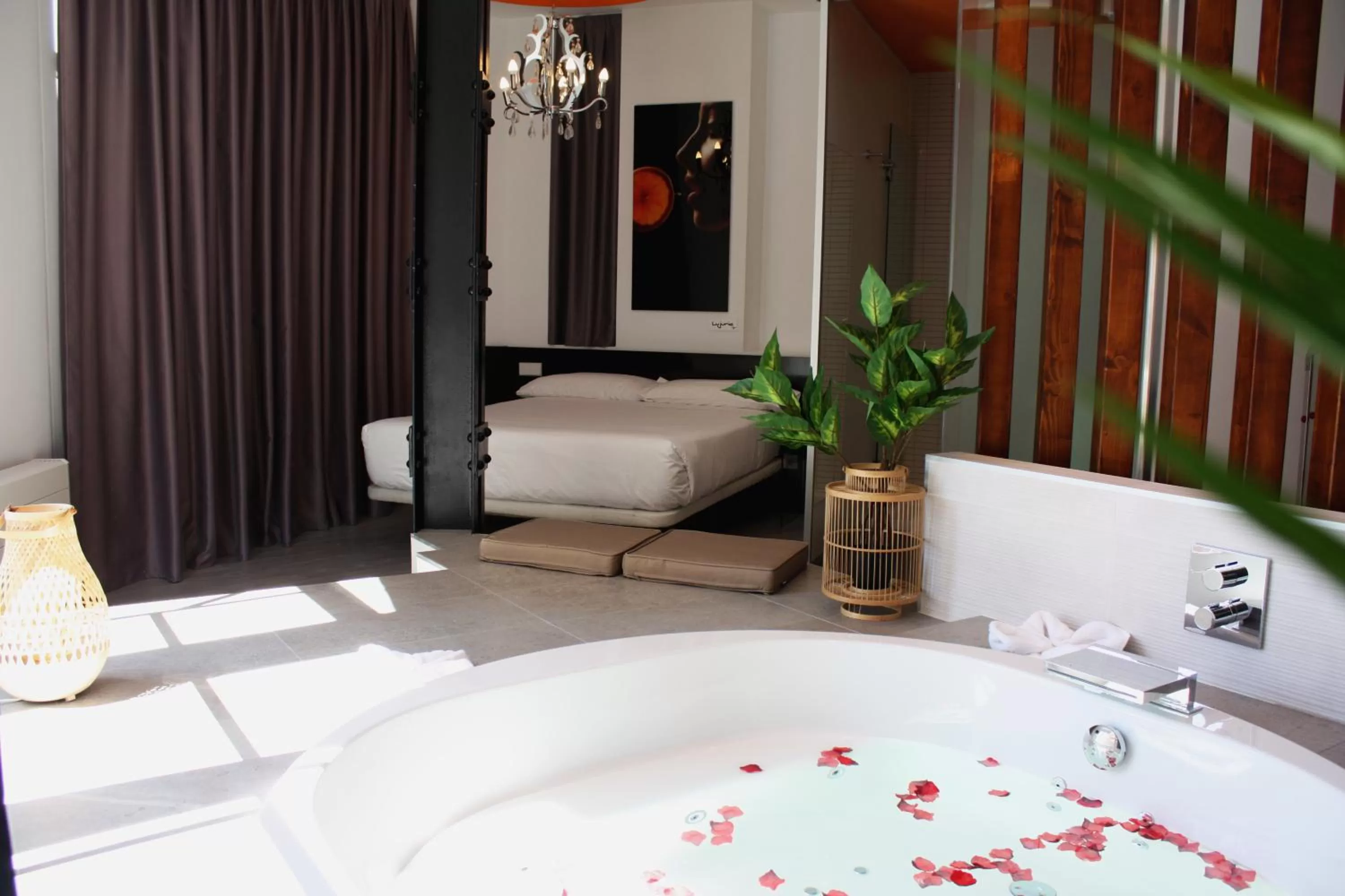 Photo of the whole room in Vitium Urban Suites