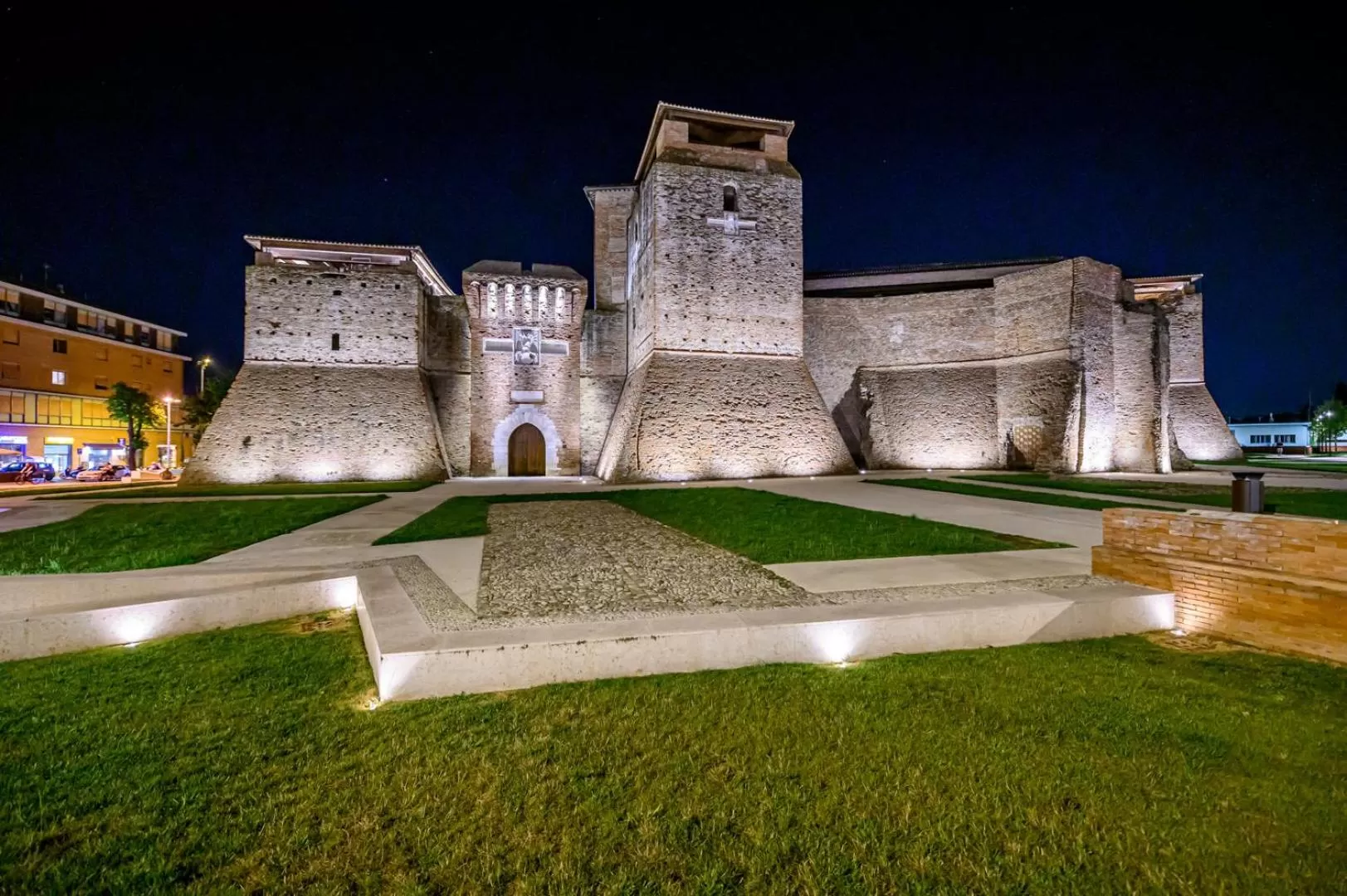 Nearby landmark in Hotel St Gregory Park