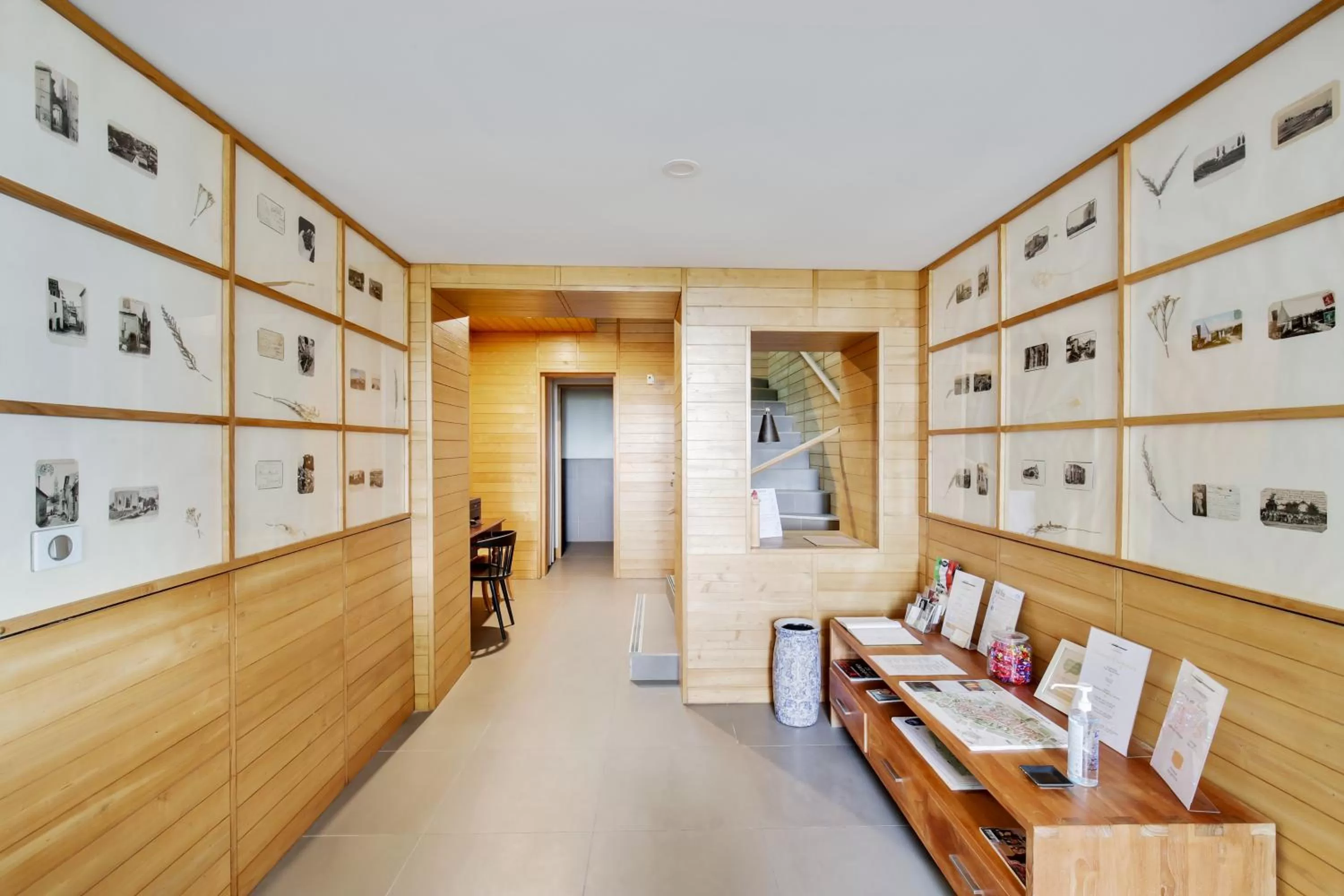 Lobby or reception in Le logis de Valandraud