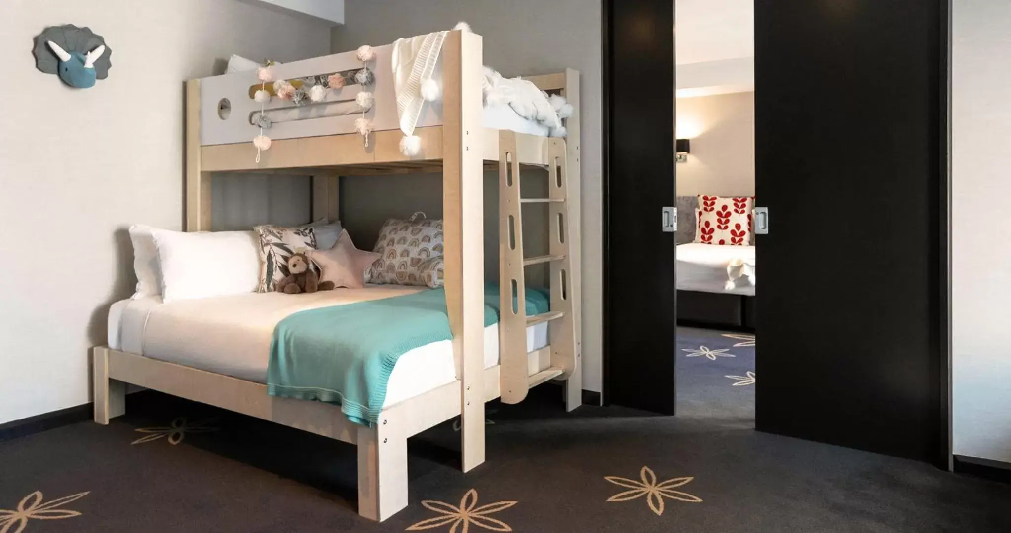 Bunk Bed in SkyCity Hotel Auckland