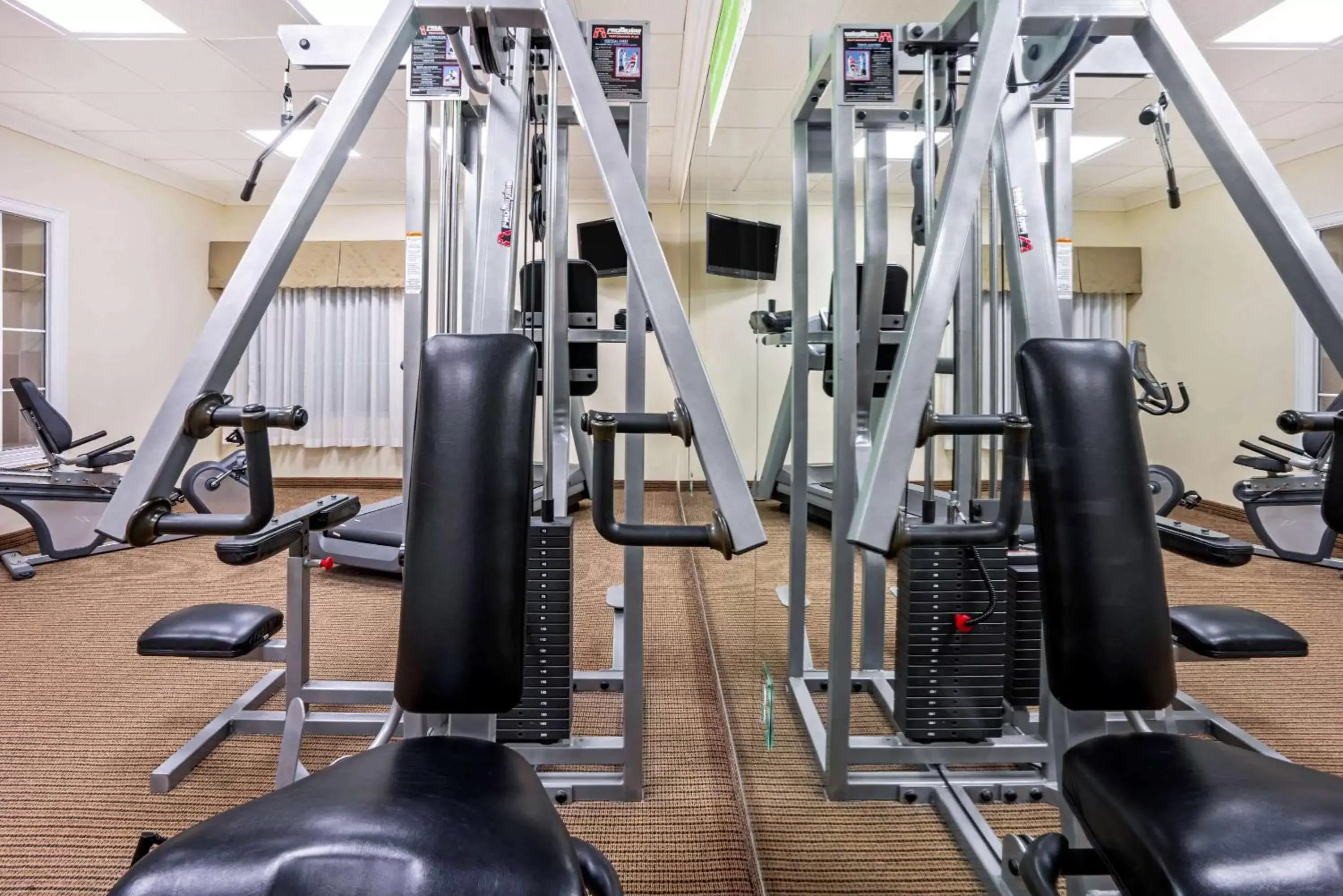 Fitness centre/facilities, Fitness Center/Facilities in La Quinta by Wyndham Houston - Magnolia