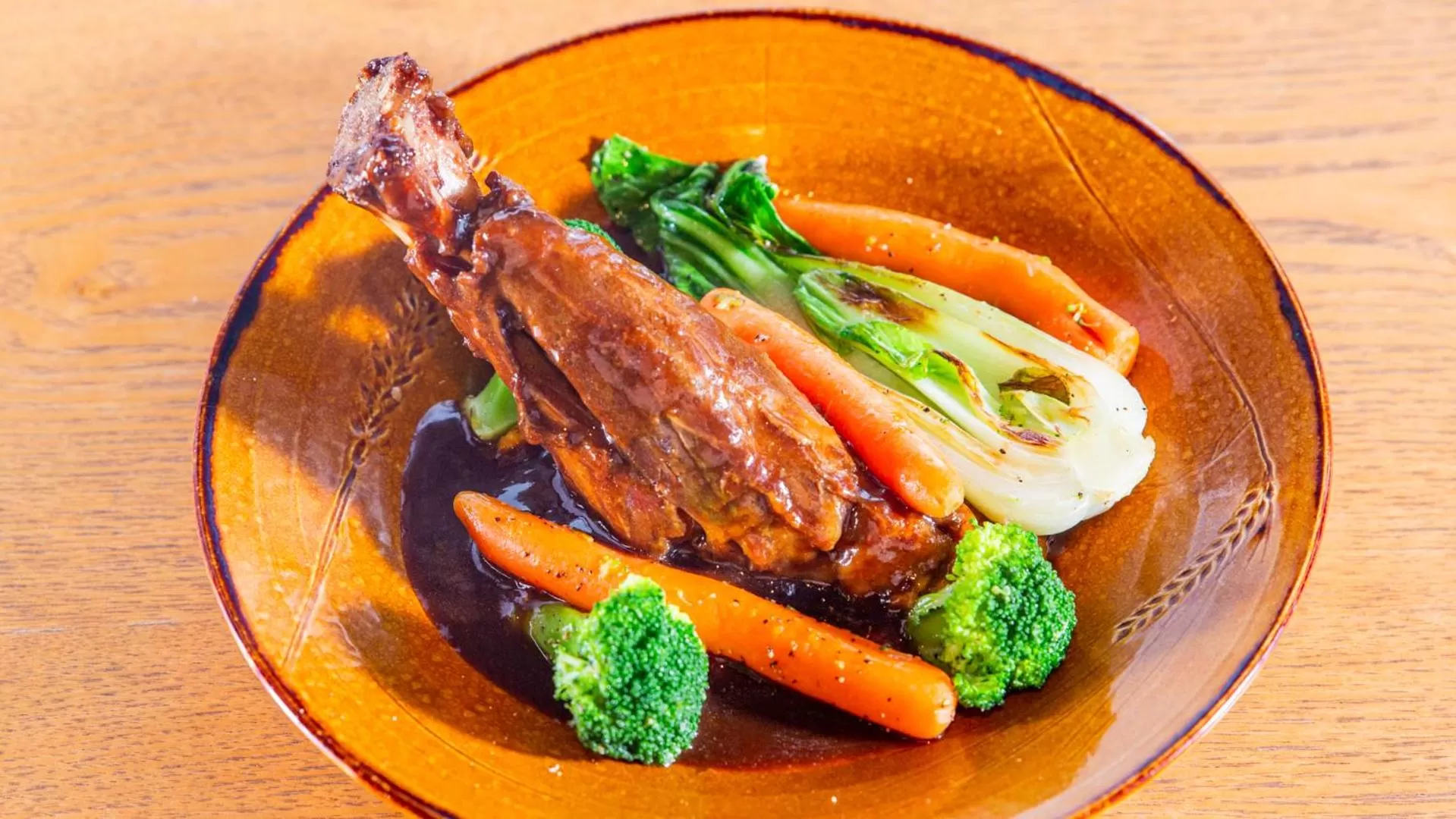 Restaurant/places to eat in Ramada Suites by Wyndham Auckland Manukau Pacfic Centre