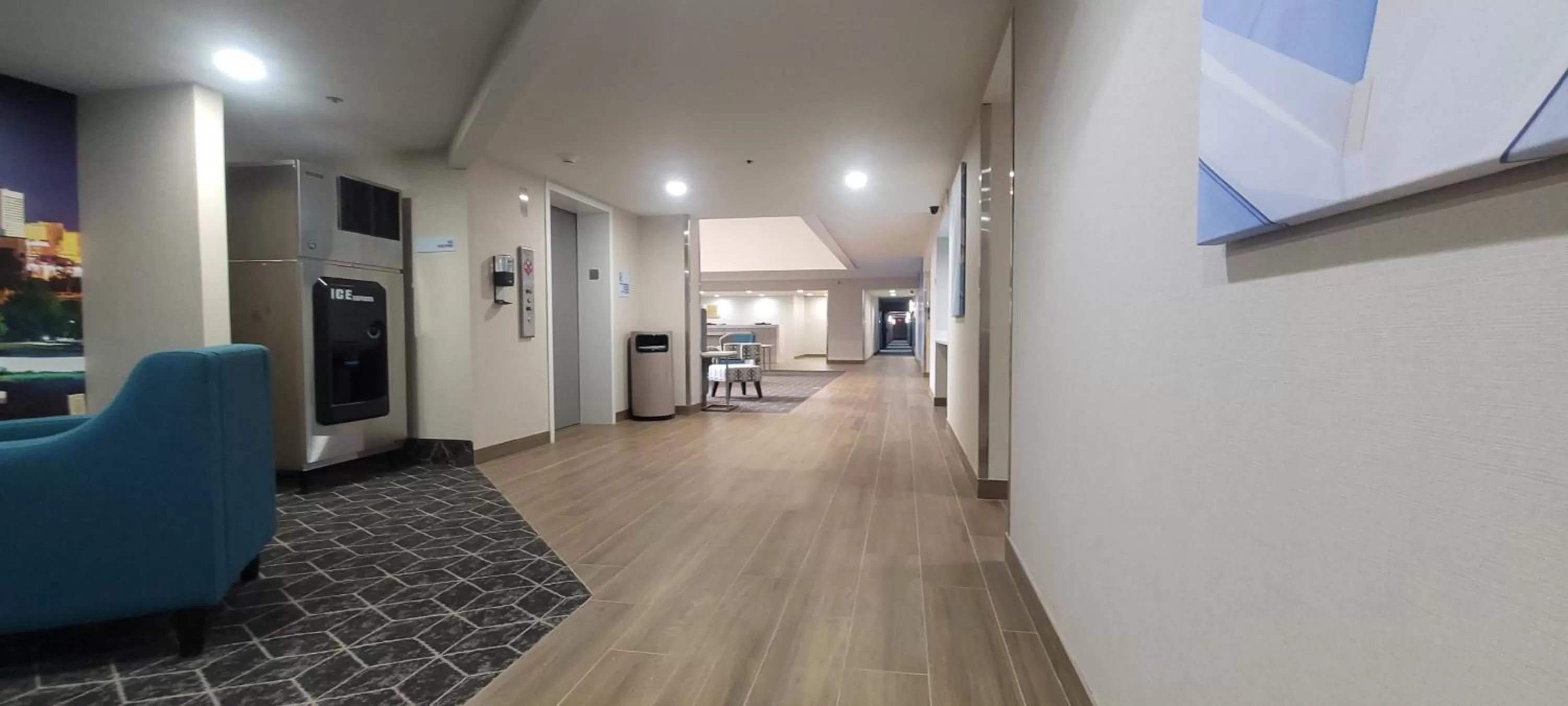 elevator in Clarion Pointe OKC Airport