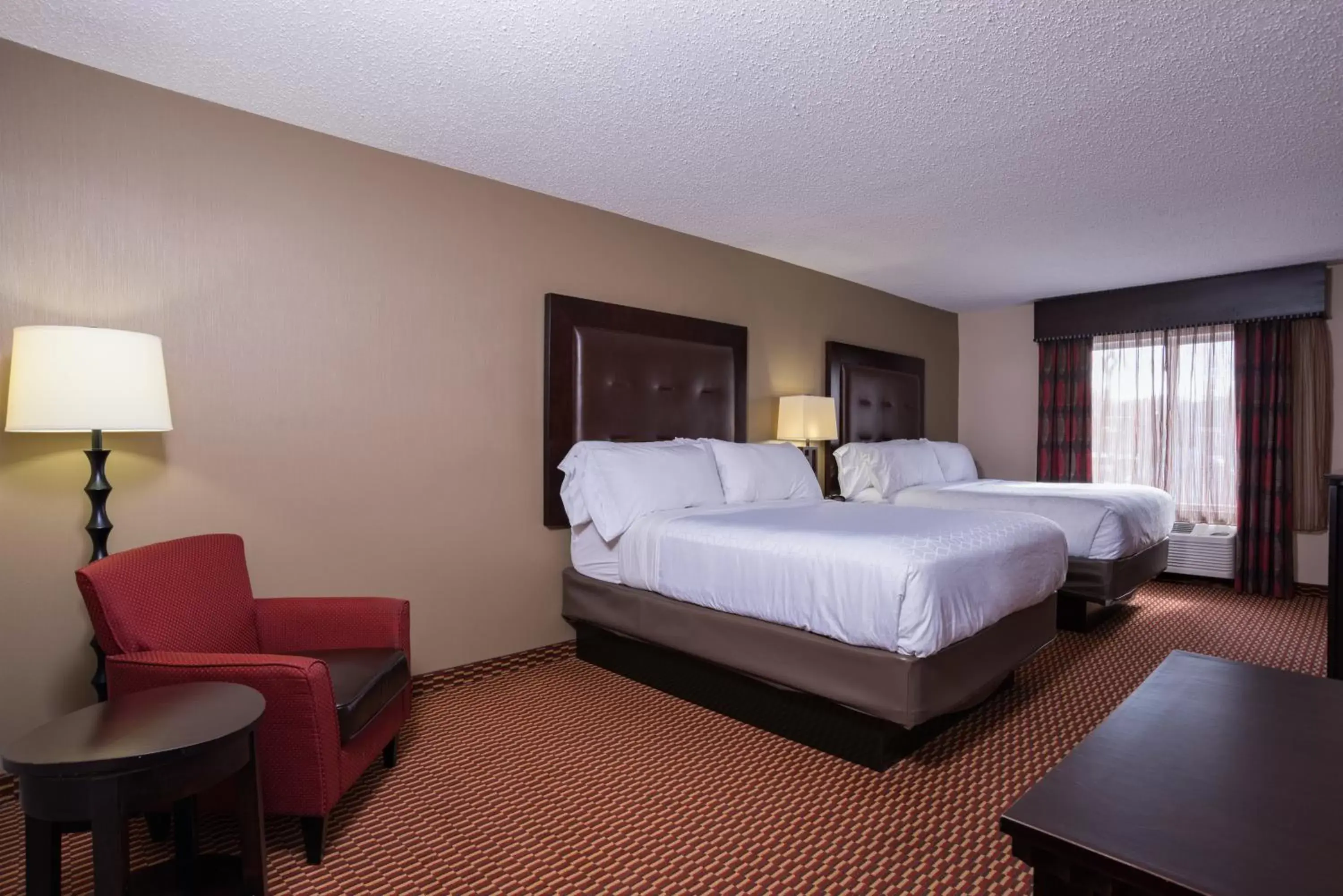 Photo of the whole room in Holiday Inn Express Hartford-Newington, an IHG Hotel