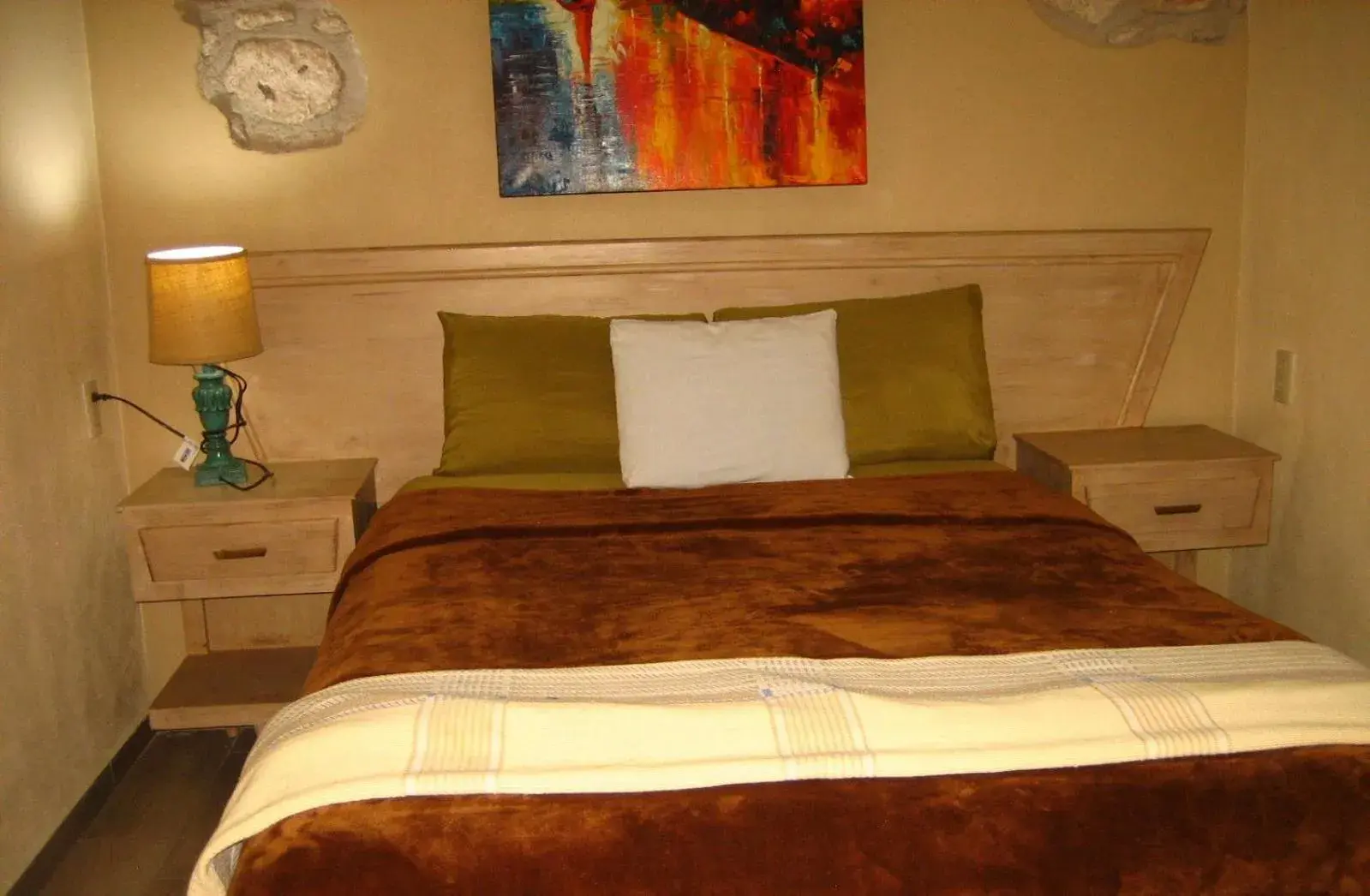 Small Double Room in Hotel 19 de Enero Centro Small Double Room in Hotel 19 de Enero Centro