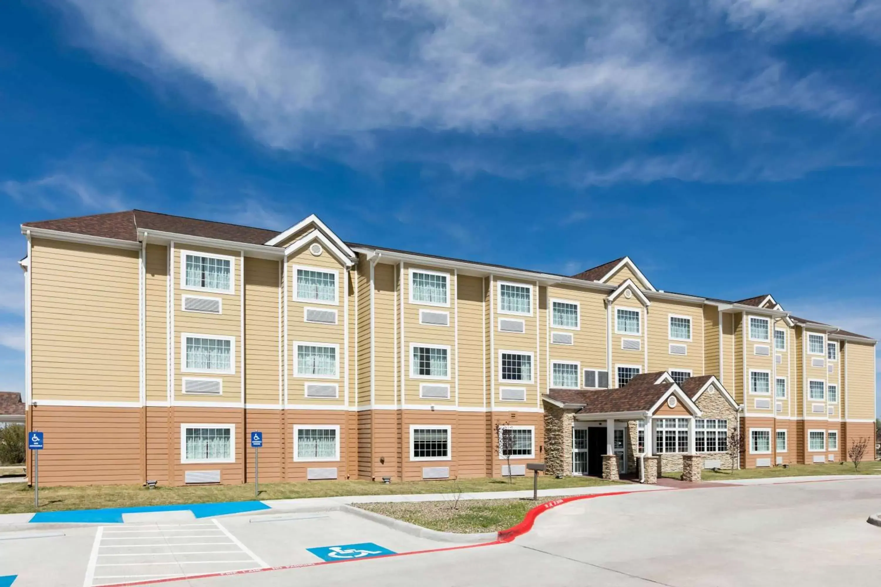Property Building in Microtel Inn and Suites by Wyndham Monahans
