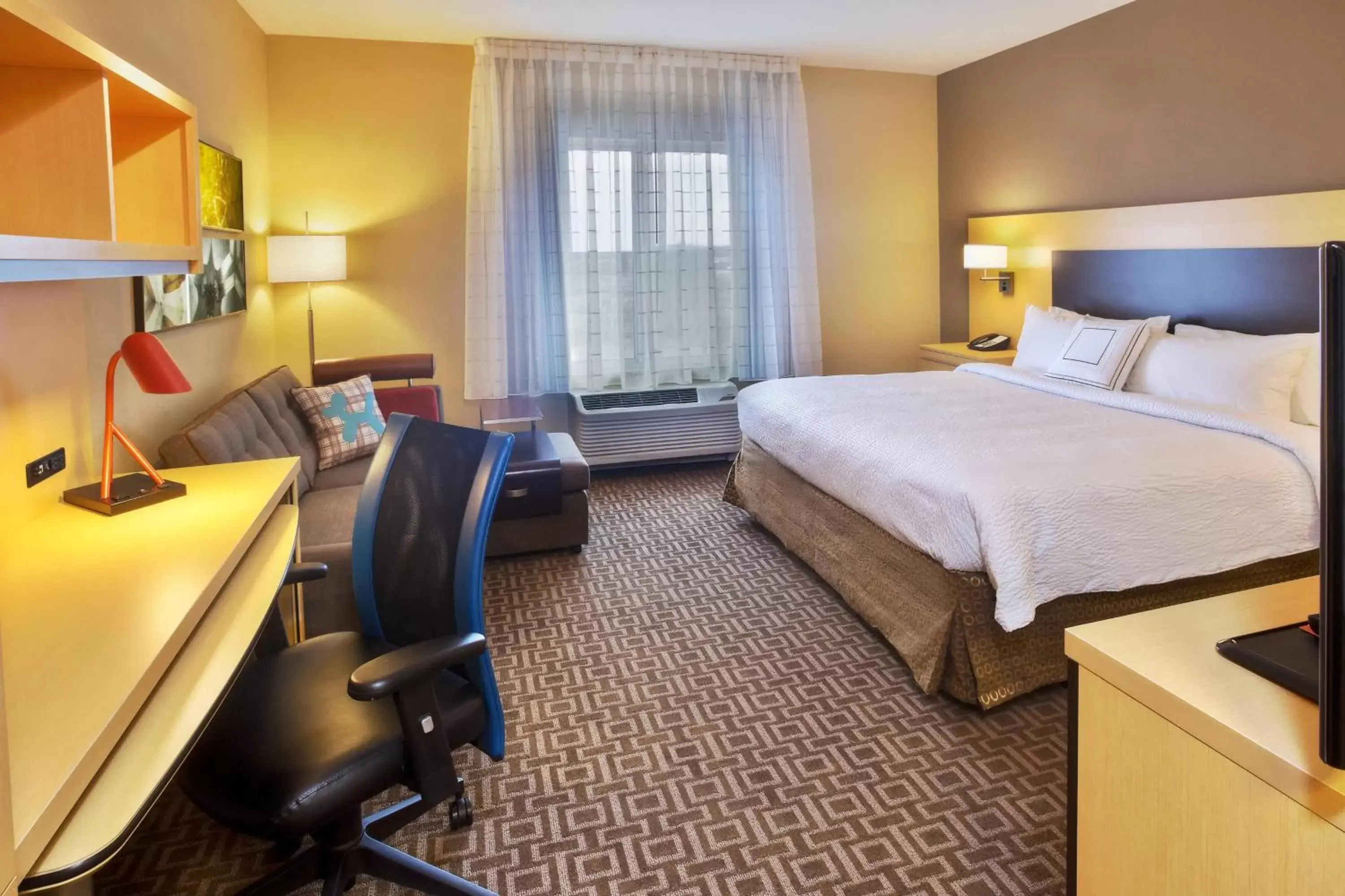 Photo of the whole room, Bed in TownePlace Suites by Marriott Franklin Cool Springs