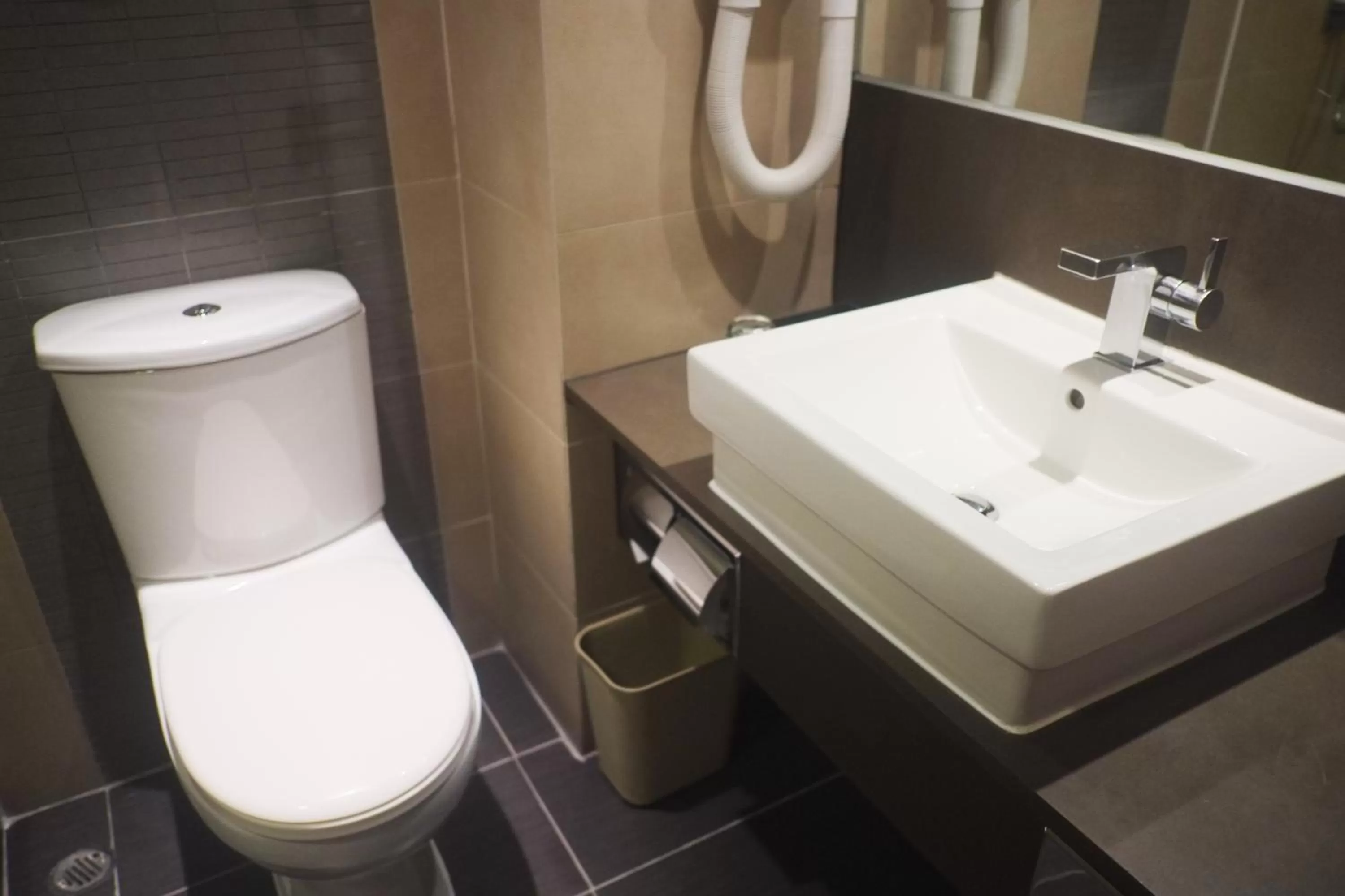 Bathroom in The Cityview - Chinese YMCA of Hong Kong