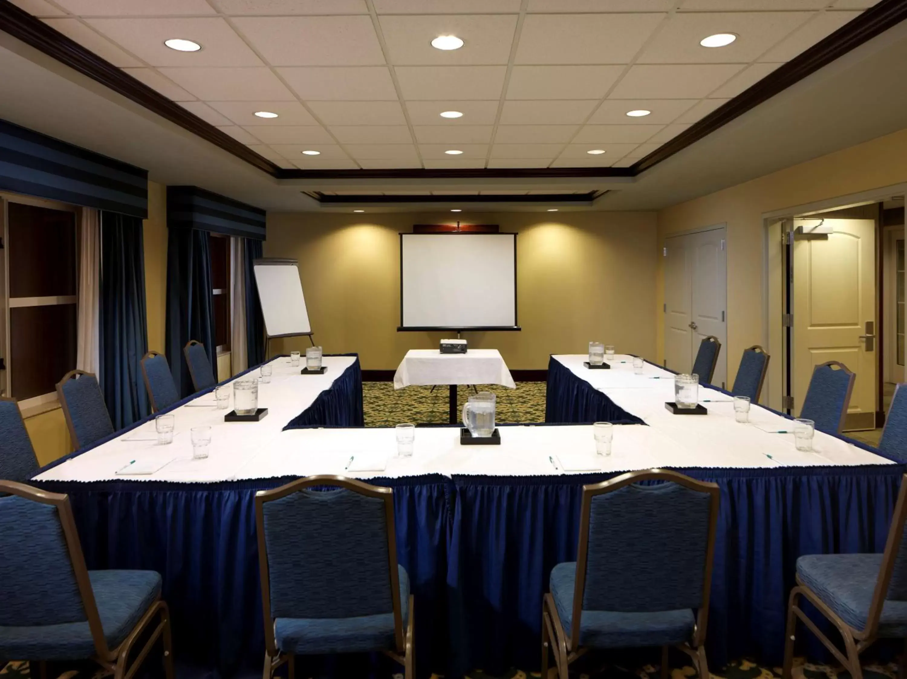 Meeting/conference room in Homewood Suites by Hilton Dover - Rockaway