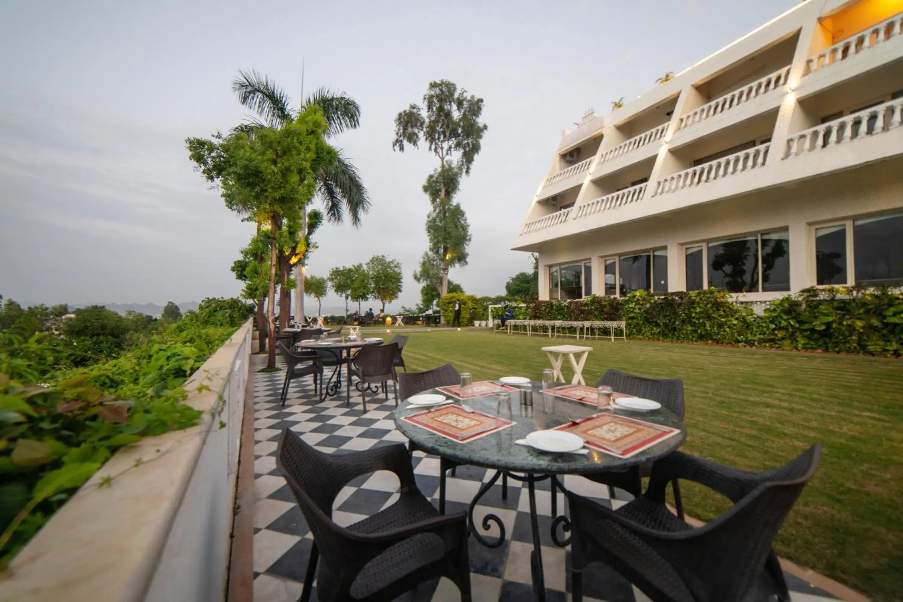 Restaurant/places to eat in Hotel Hilltop Palace Restaurant/places to eat in Hotel Hilltop Palace