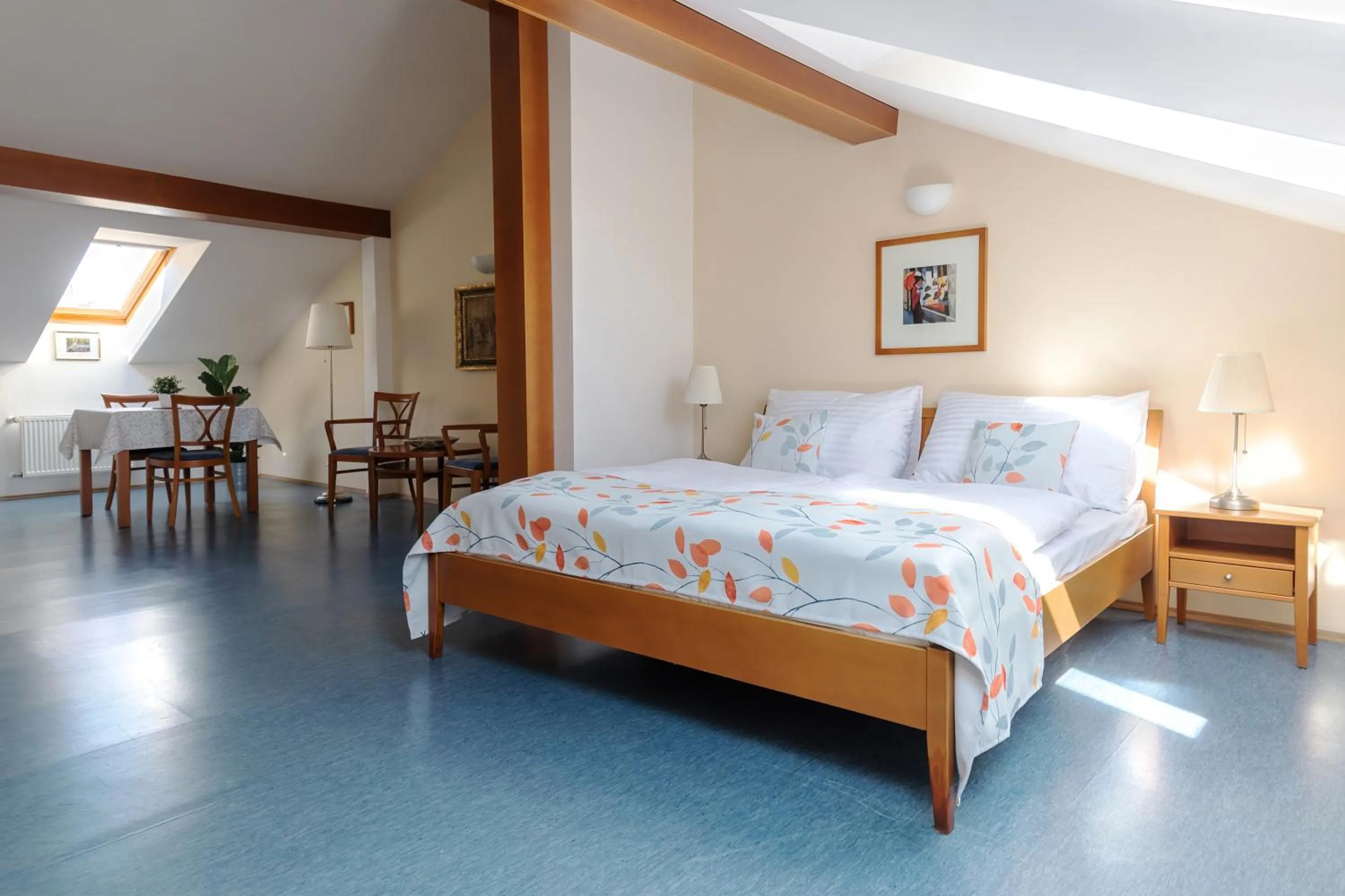 Bed in Sibelius Apartments