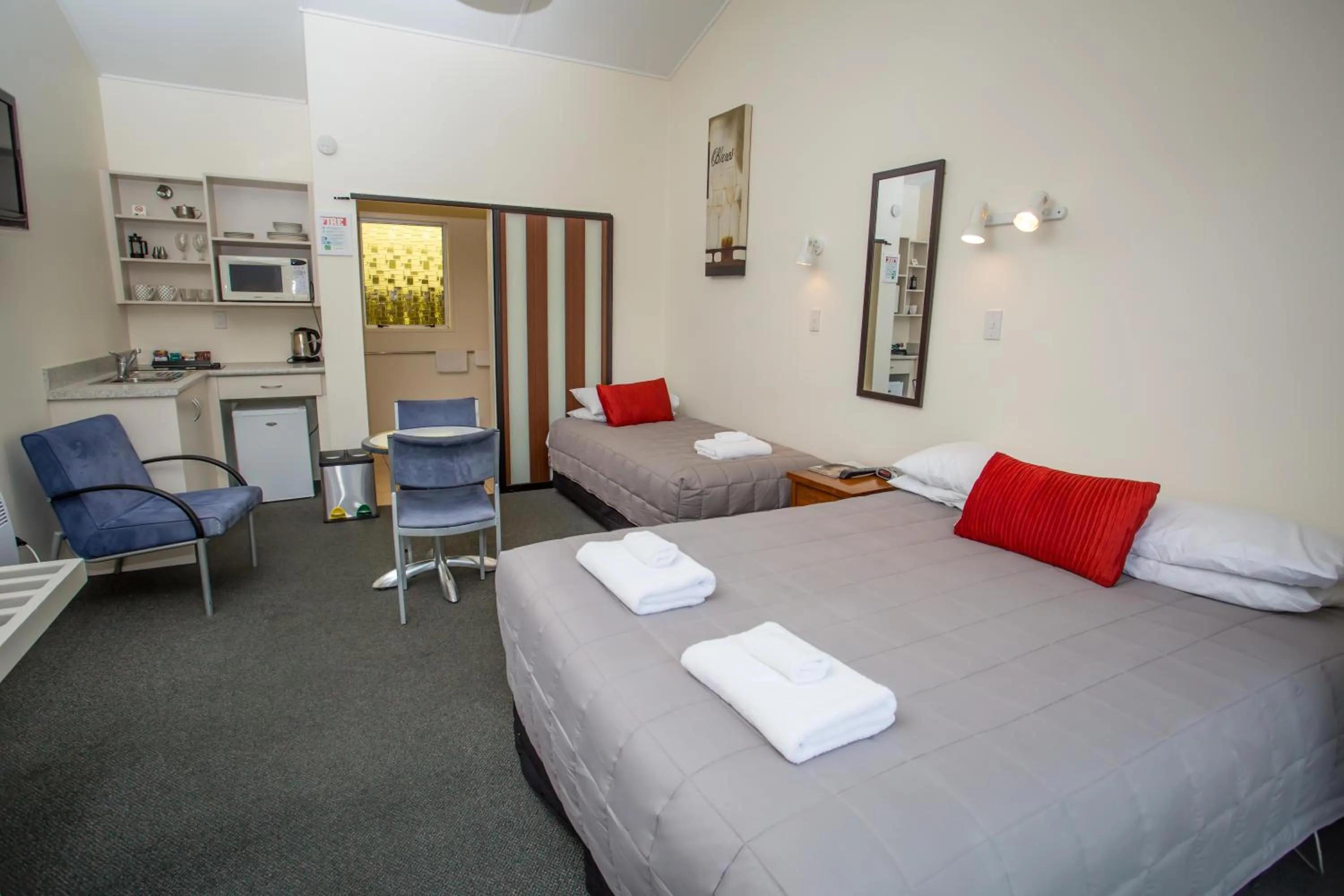 Studio 6 in The Coast Motel