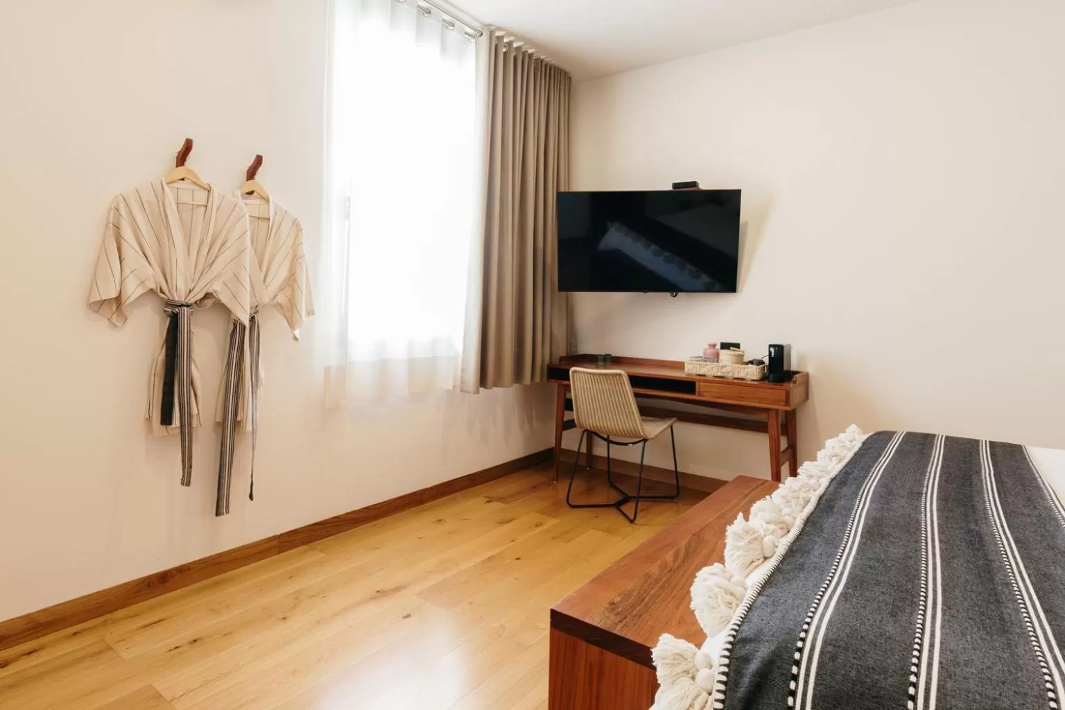 TV and multimedia, Bed in Majagua Hotel Boutique -Adults Only