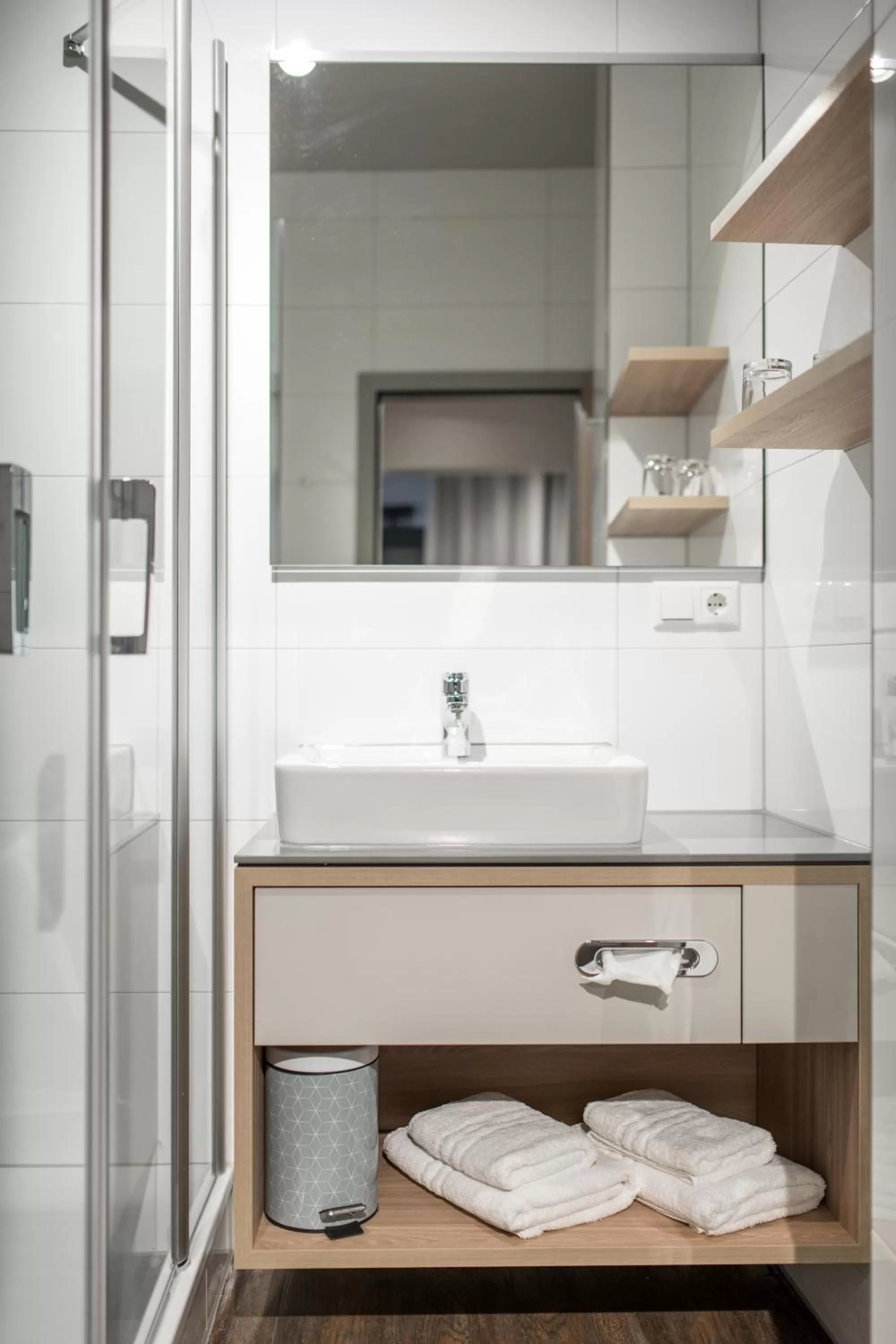 Bathroom in stattHotel Weimar