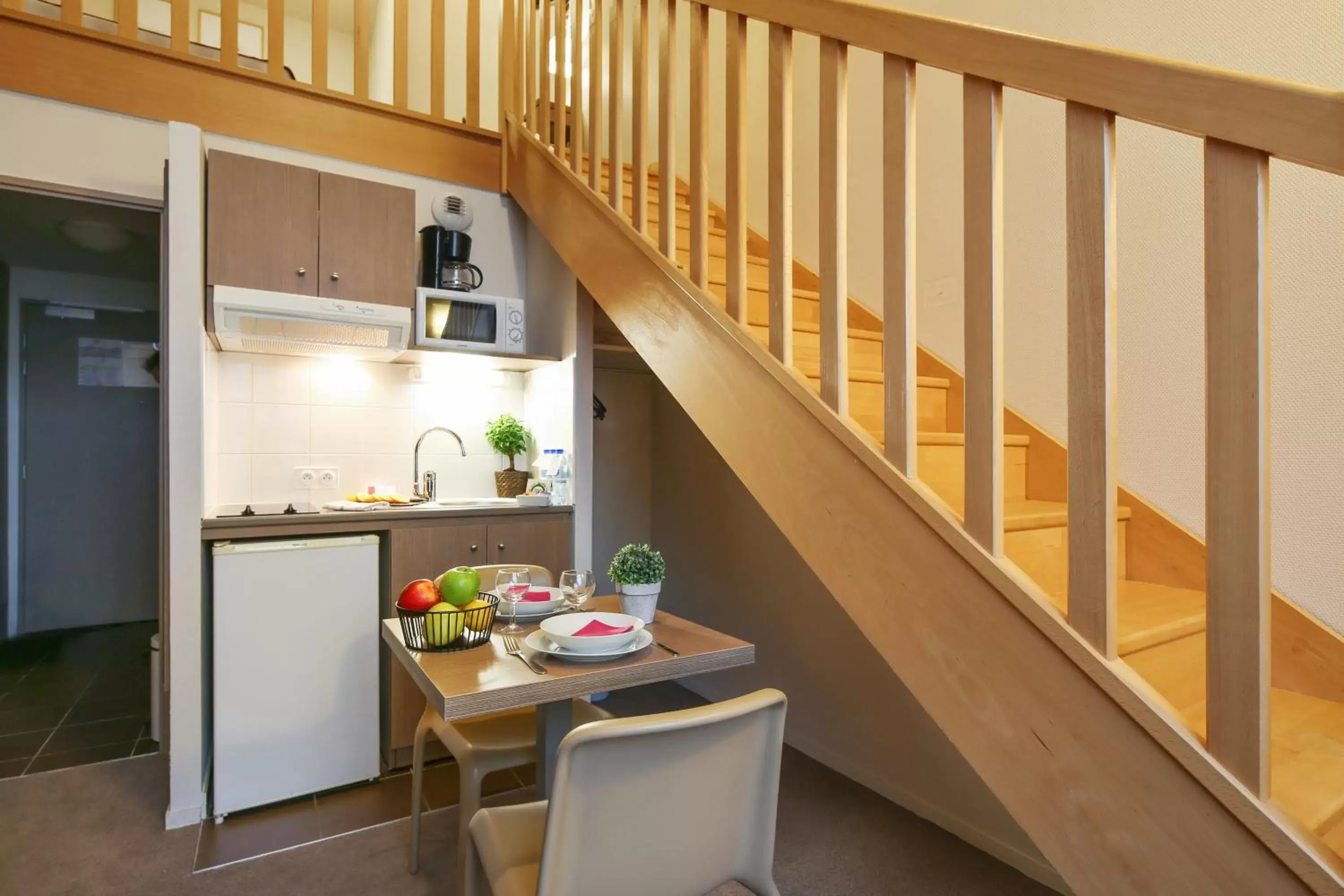 Dining area in Appart’City Confort Reims Centre