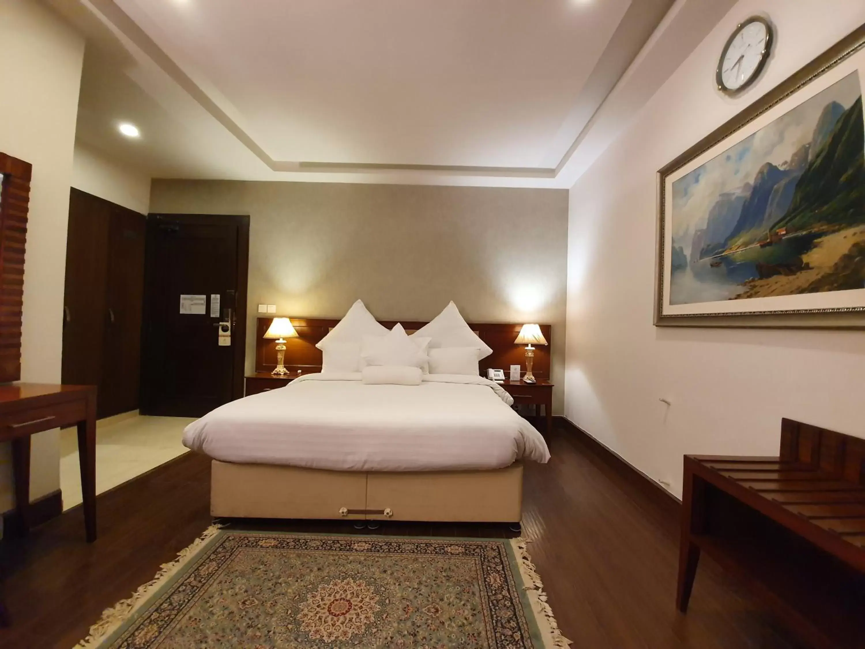 Double or Twin Room - single occupancy in S Chalet Islamabad Double or Twin Room - single occupancy in S Chalet Islamabad